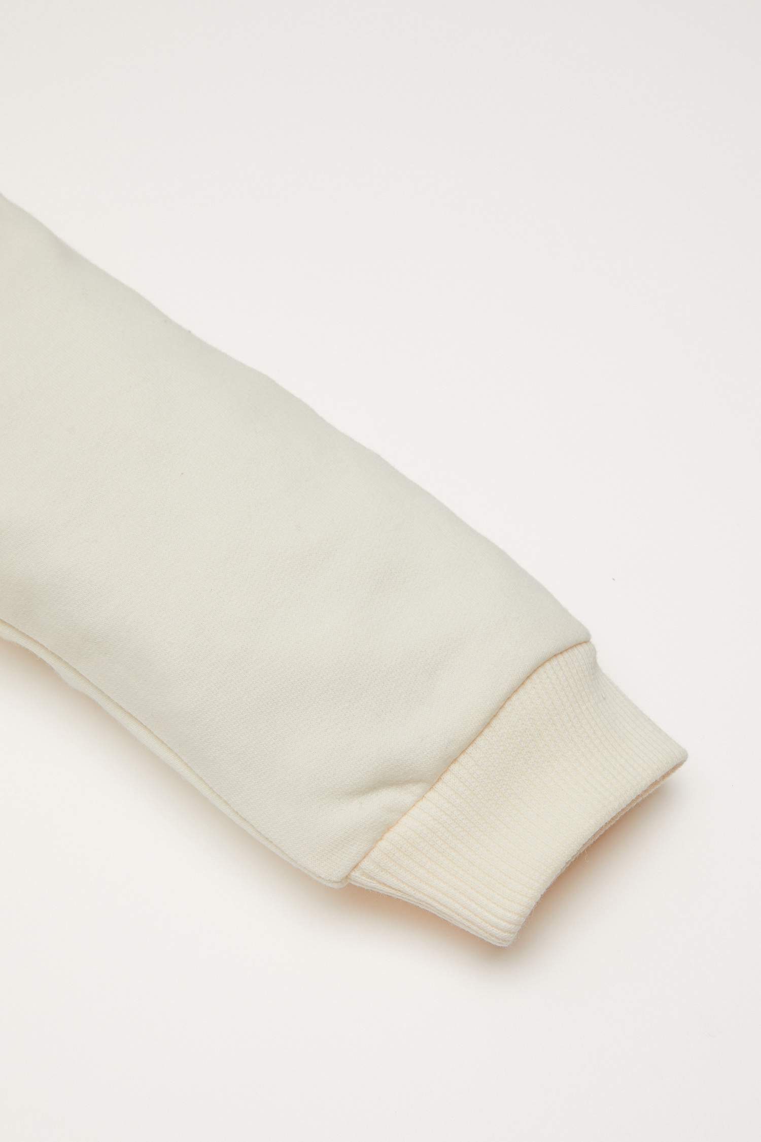 طقم برقبة مستديرة من باربي من قطعتين