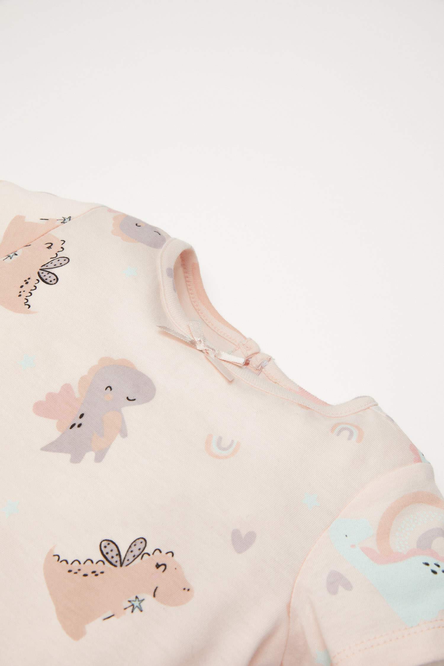 Kız Bebek Pijama Takımı Dinozor Baskılı Kısa Kollu Penye Üst Beli Lastikli Şort