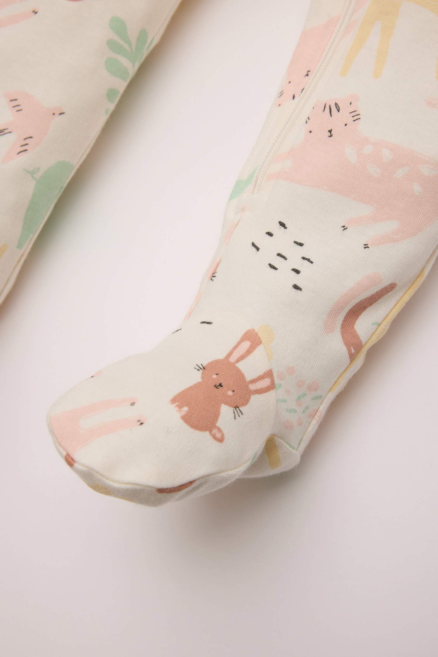 Kız Bebek Yenidoğan Safari Baskılı Uzun Kollu Fermuarlı Tulum