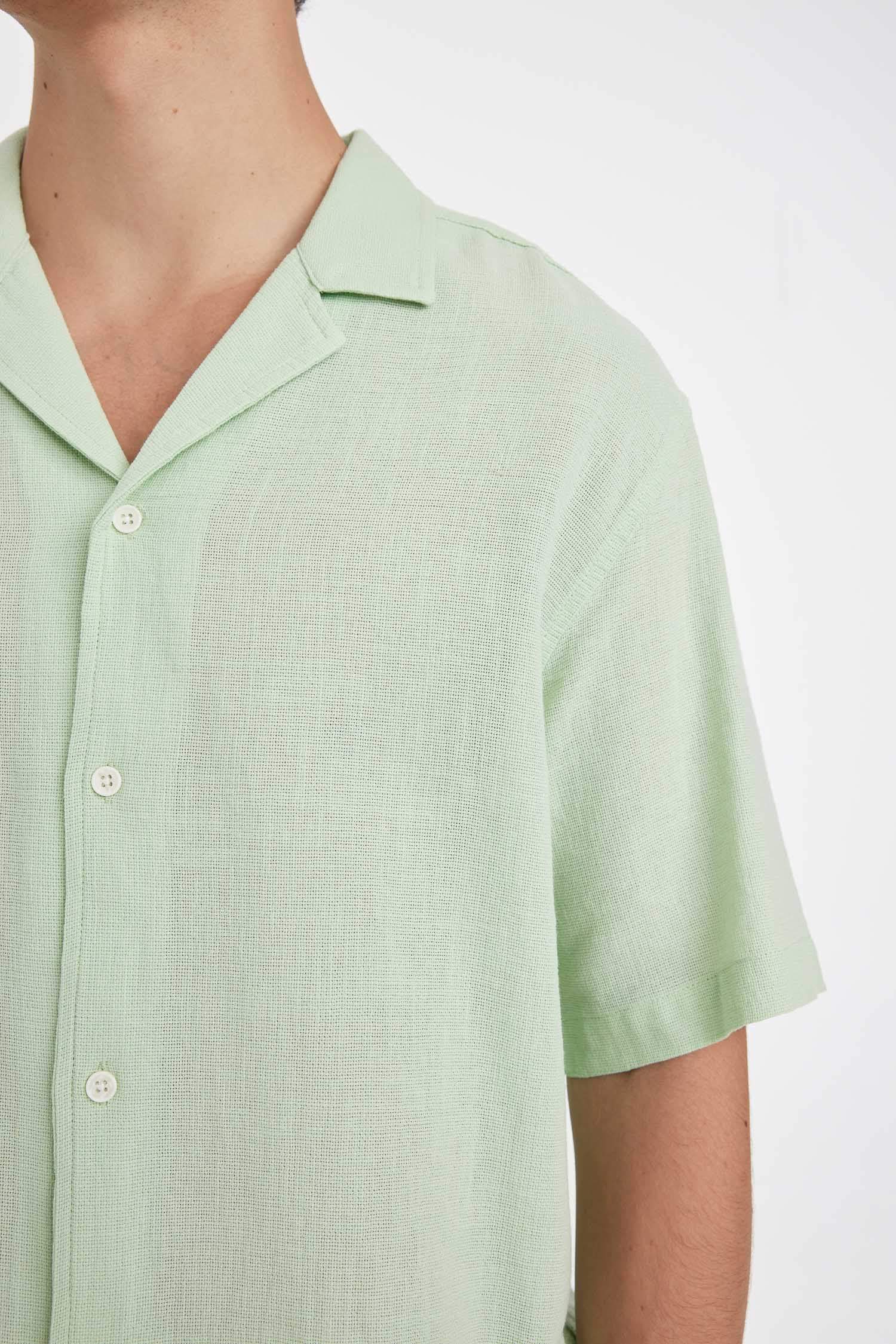 релакс пішімі Қысқа жеңді жейде