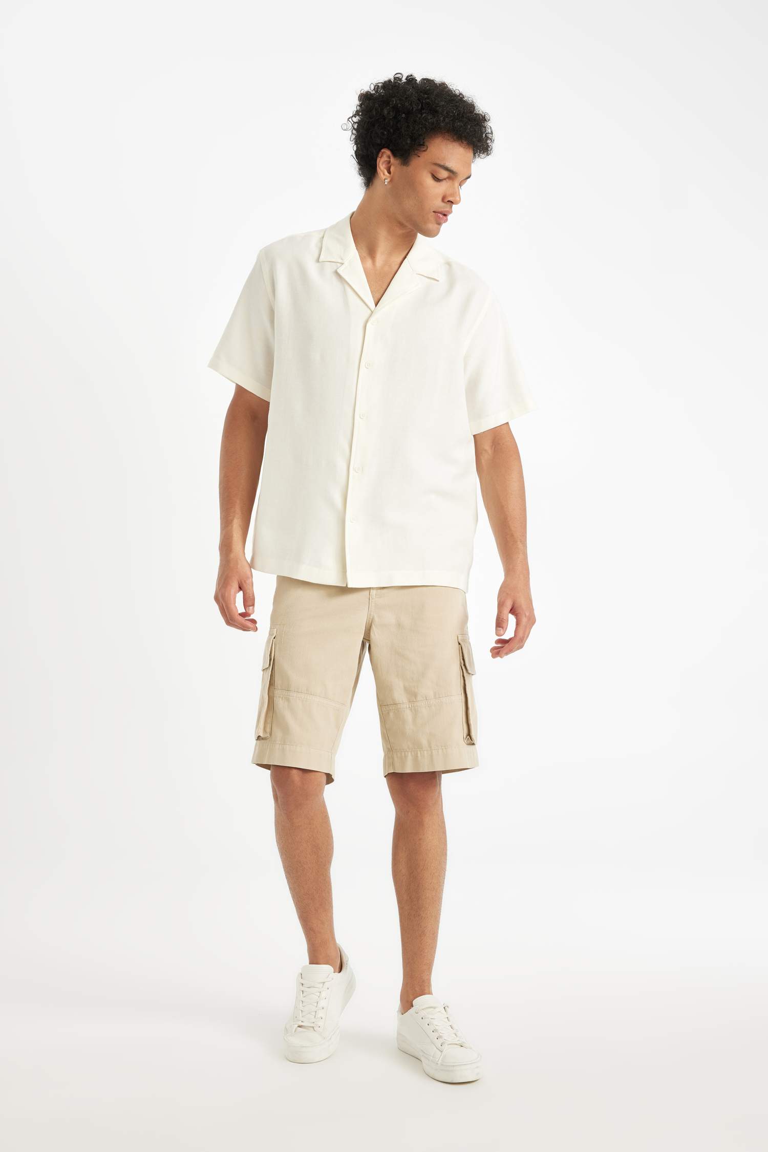 Regular Fit Resort Collar Short Sleeve Shirt