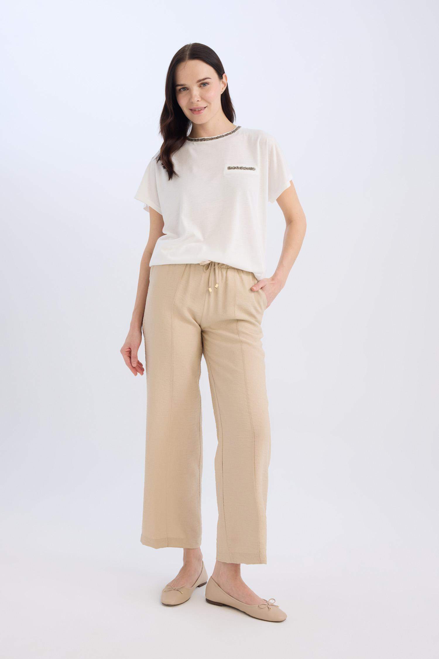 Wide Straight Pocket Detailed Straight Leg Trousers