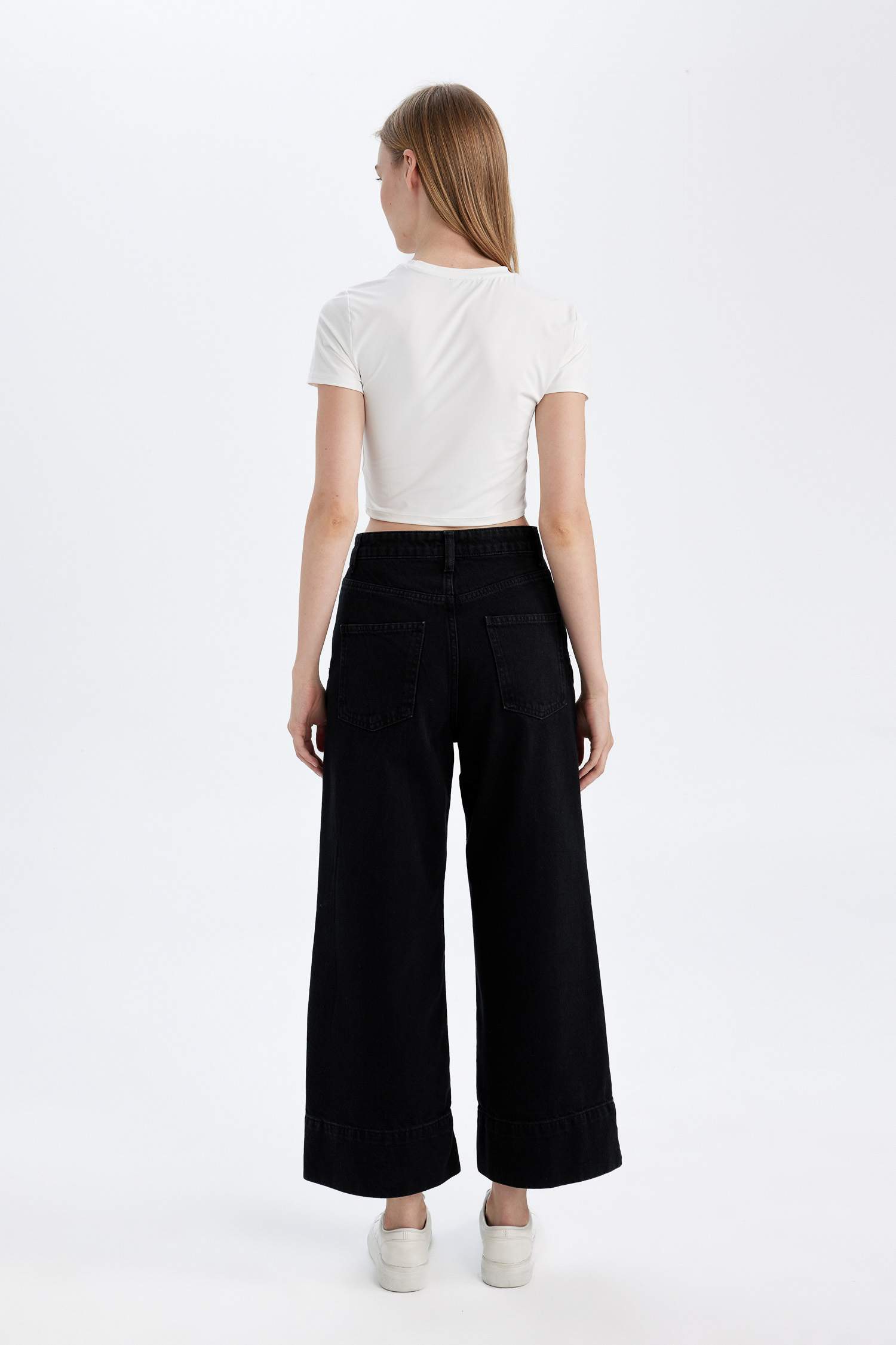 Kısa Geniş Paça Yüksek Bel Crop Jean Pantolon