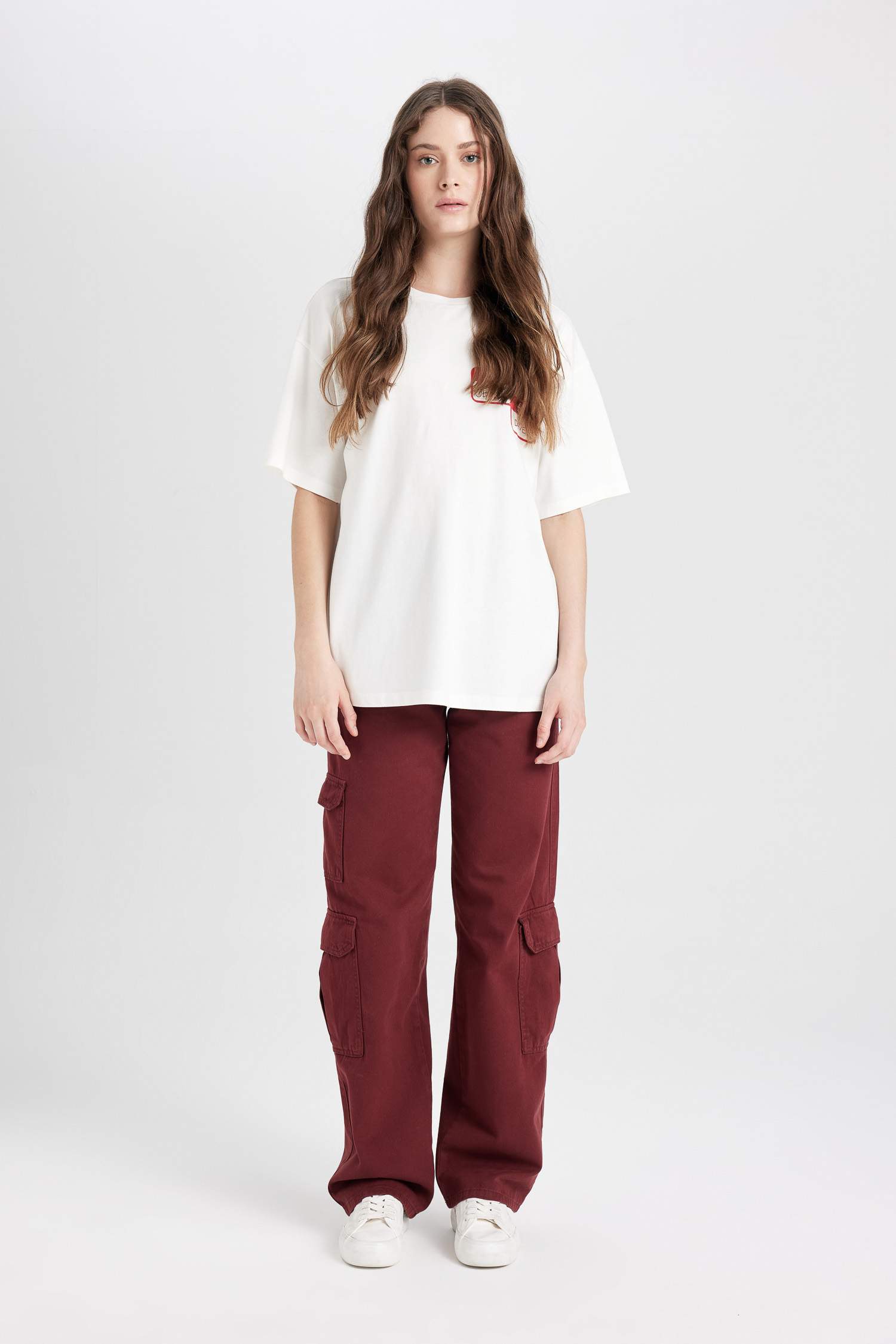 Beetlejuice Oversize Geniş Kalıp Bisiklet Yaka Sırt Baskılı Kısa Kollu Tişört