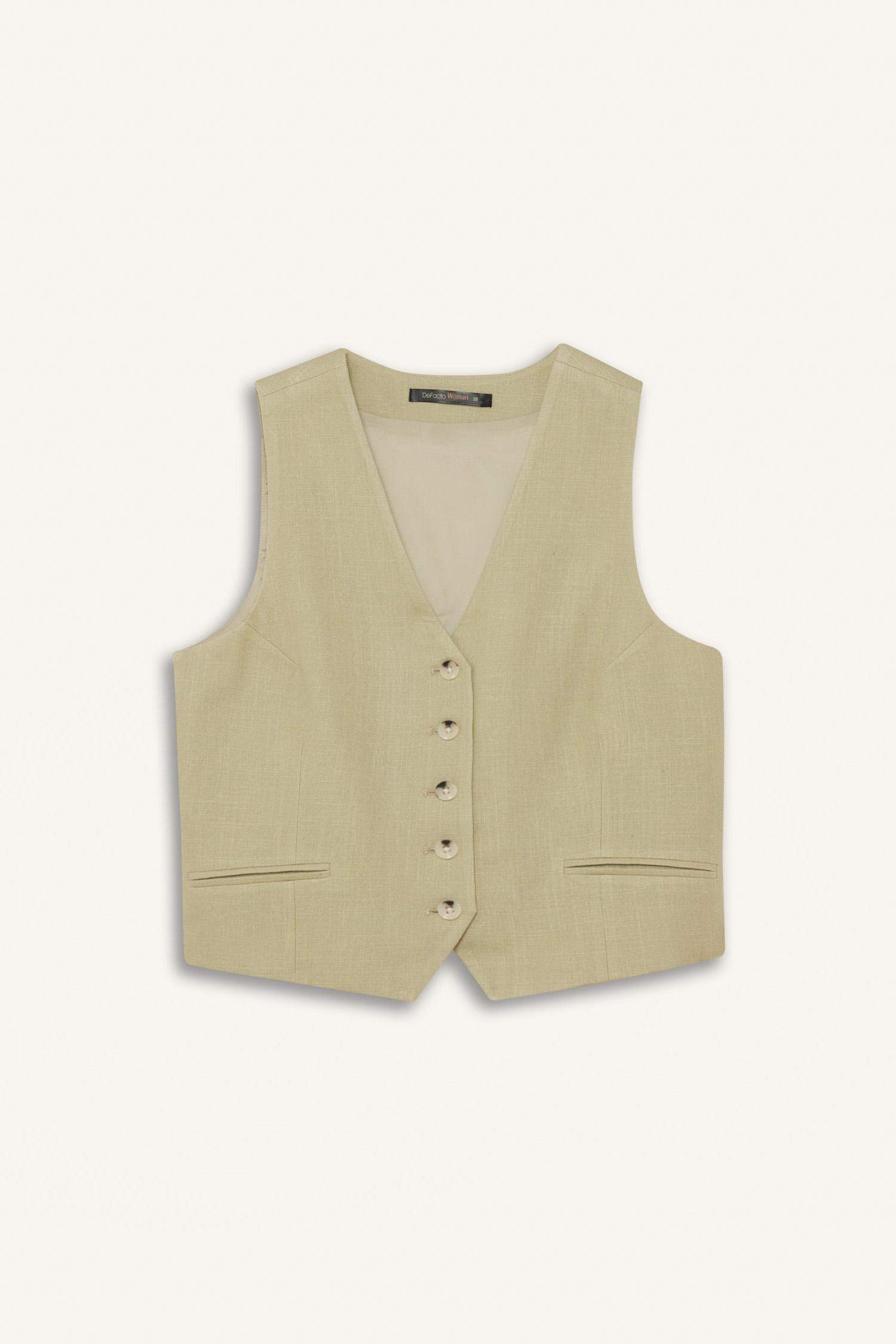 Жилет из смесового льна с V-образным вырезом