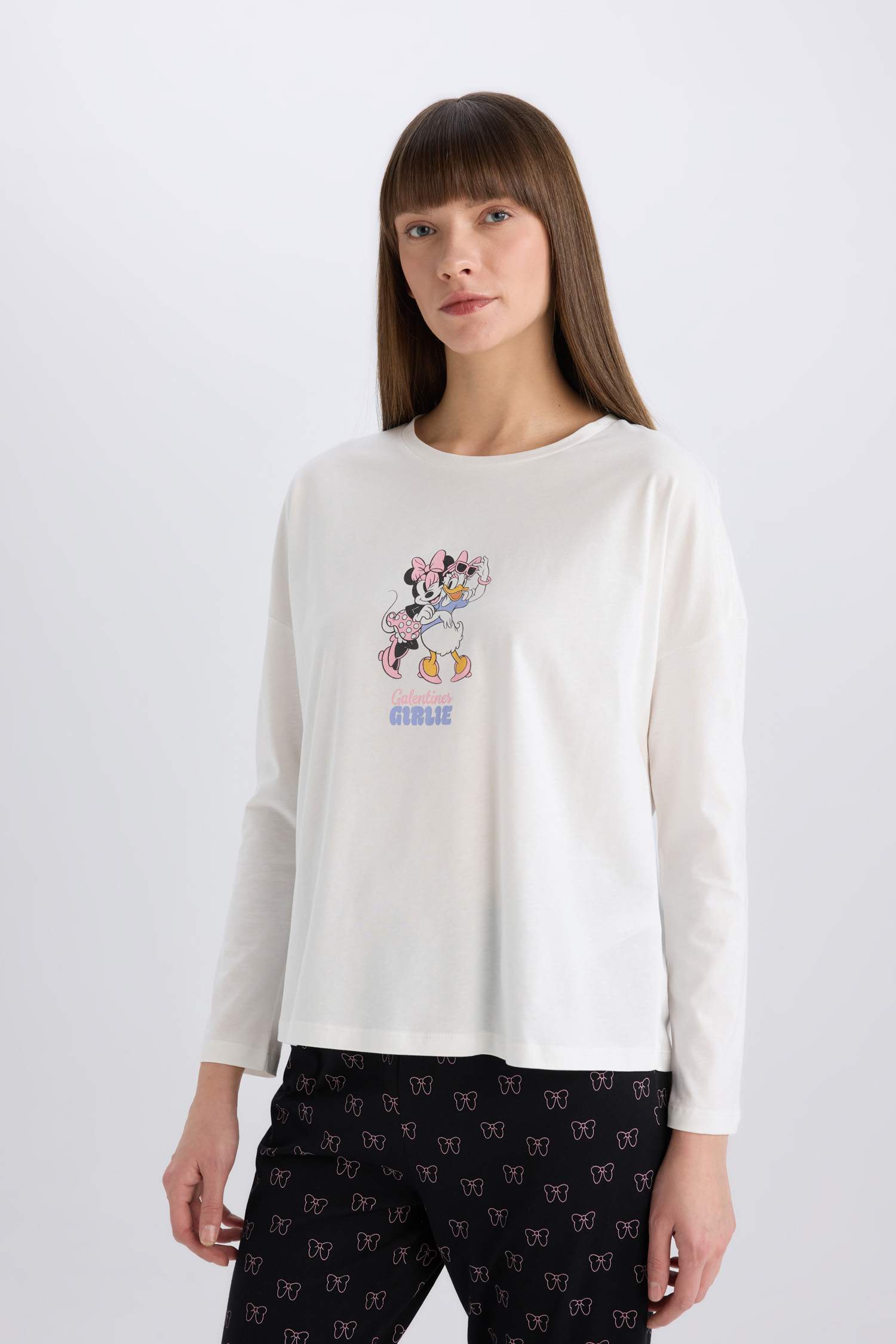 Disney Mickey Mouse &Friends Pijama Takımı Uzun Kollu Üst Beli Lastikli Uzun Alt-Fall in Love