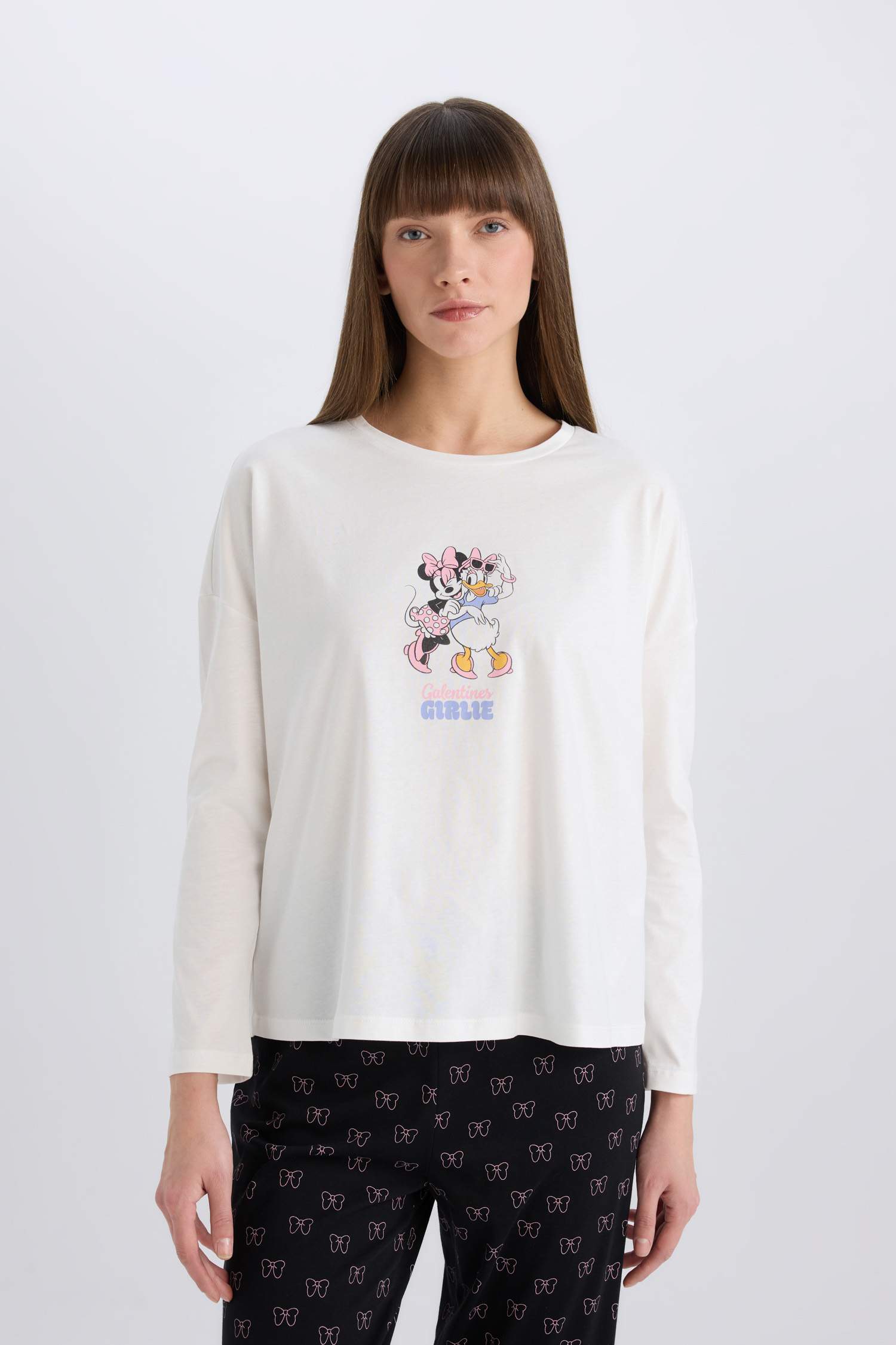 Disney Mickey Mouse &Friends Pijama Takımı Uzun Kollu Üst Beli Lastikli Uzun Alt-Fall in Love