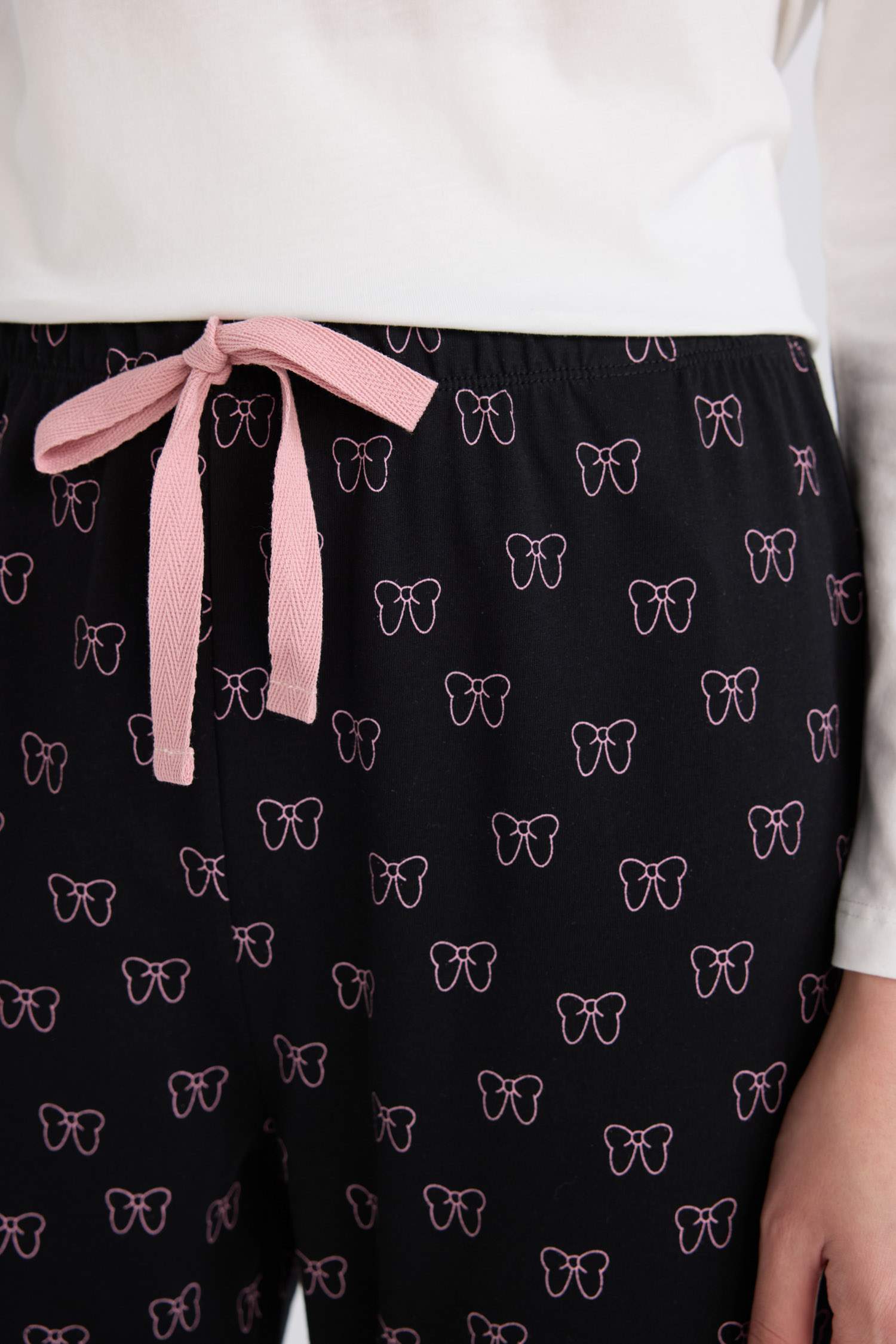 Disney Mickey Mouse &Friends Pijama Takımı Uzun Kollu Üst Beli Lastikli Uzun Alt-Fall in Love