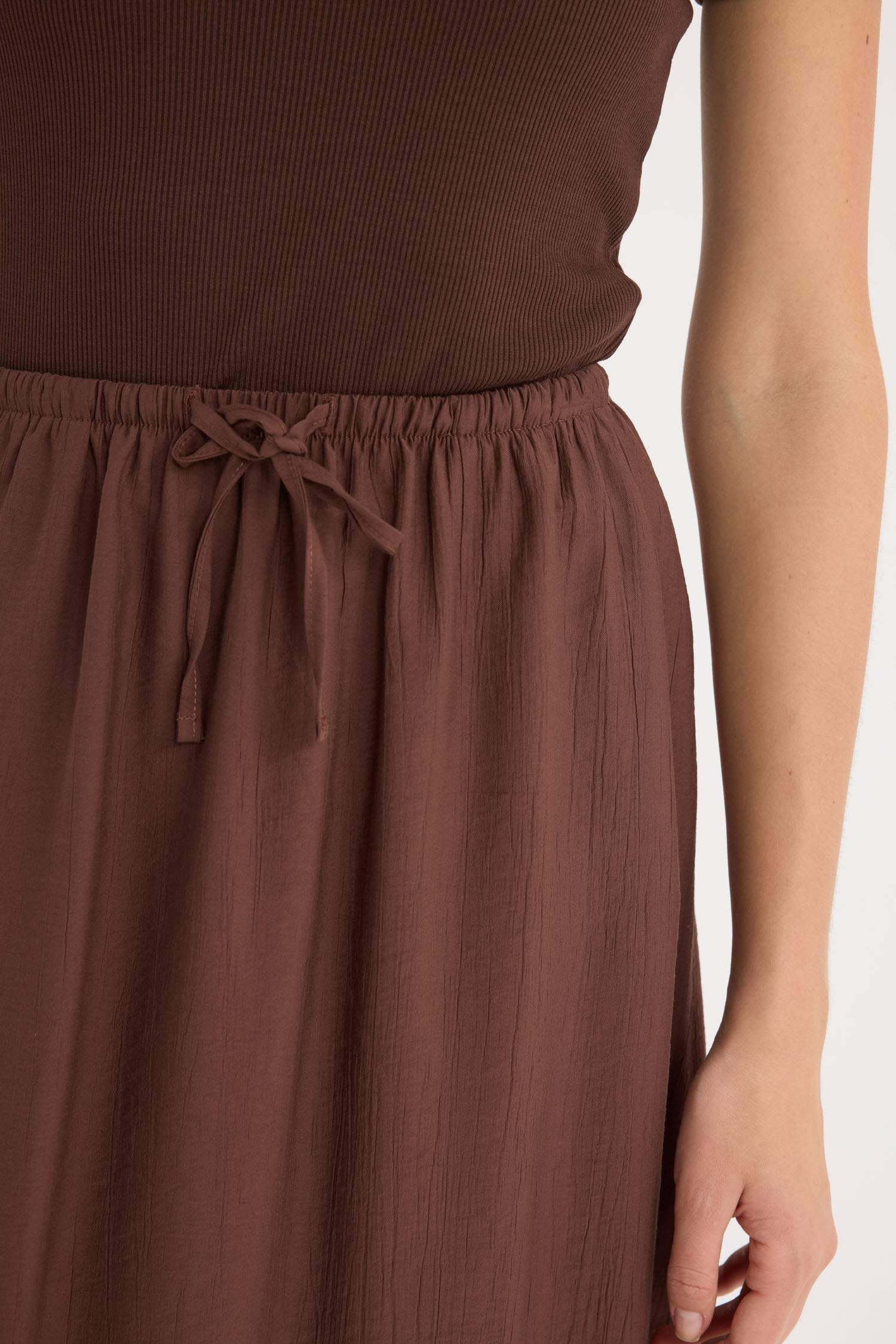 a сызығы максималды ұзындық Тоқылған юбка