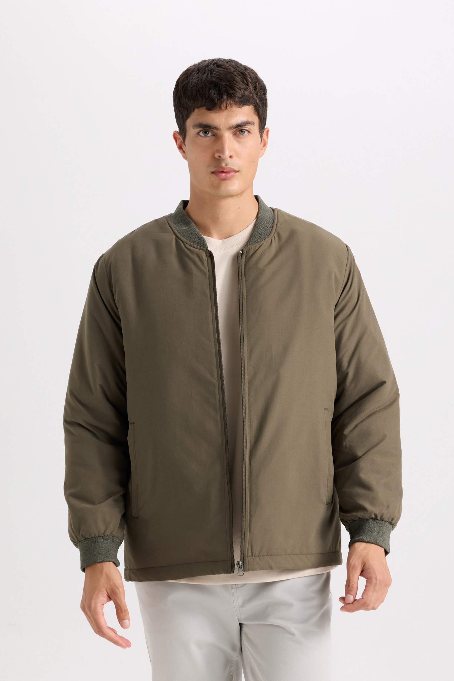 Su İtici Regular Fit  Kolej Yaka Fermuarlı Çift Cepli Mevsimlik  Baharlık Bomber Ceket Mont
