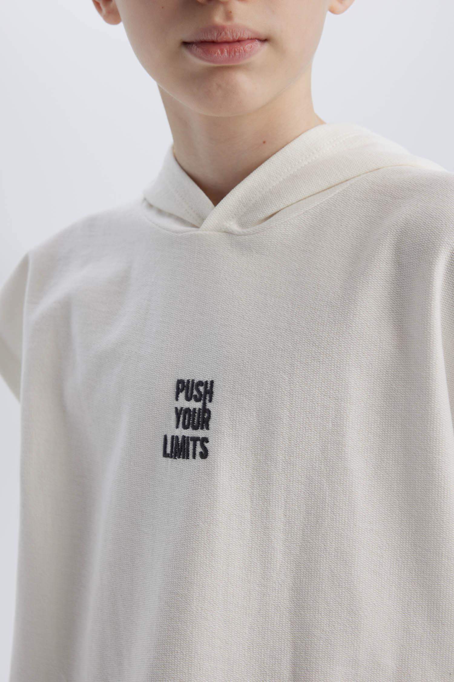 فيست اولادي قماش رقيق بكابيشون تطريز