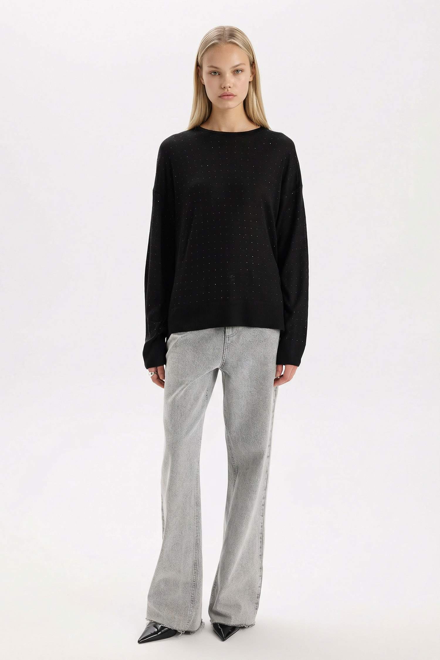 بلوز تريكو سادة قصة مريحة بياخة مستديرة