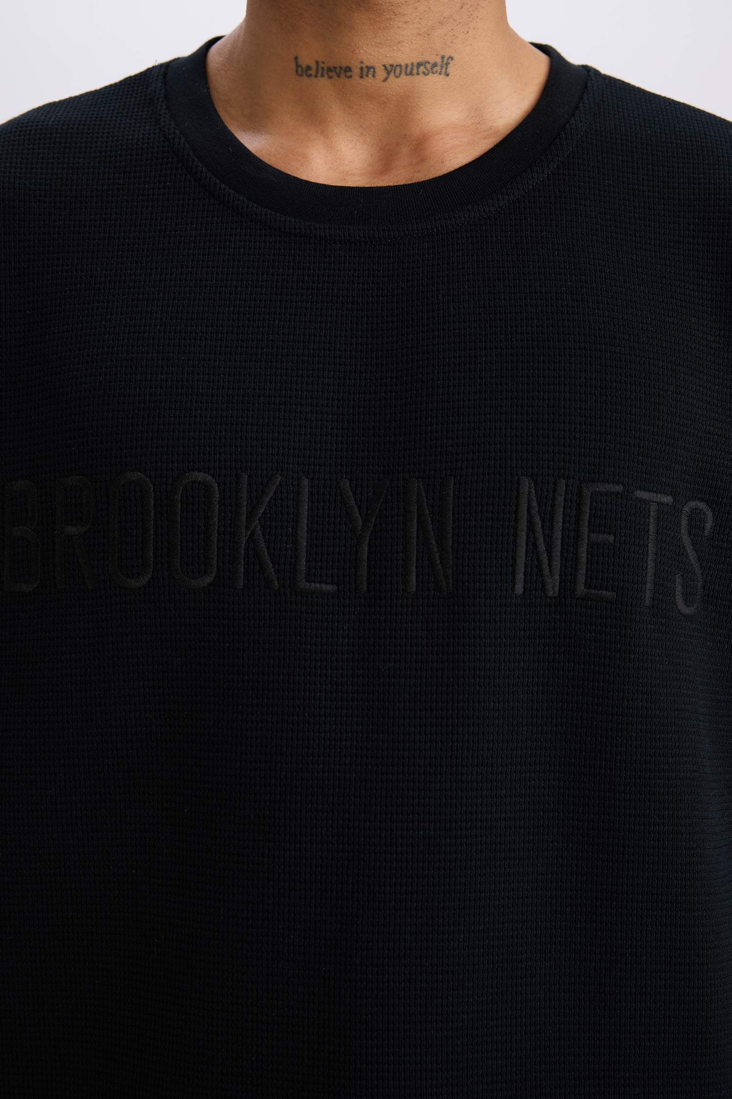 DeFactoFit NBA Brooklyn Nets Oversize Geniş Kalıp Bisiklet Yaka Waffle Kısa Kollu Tişört