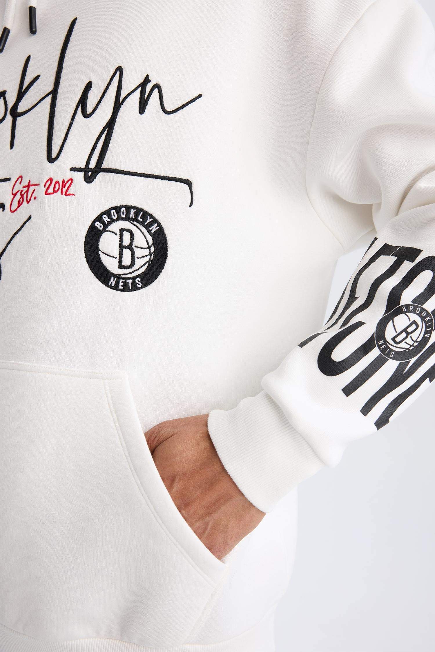 DeFactoFit NBA Brooklyn Nets Oversize Geniş Kalıp Kapüşonlu Kalın Sweatshirt