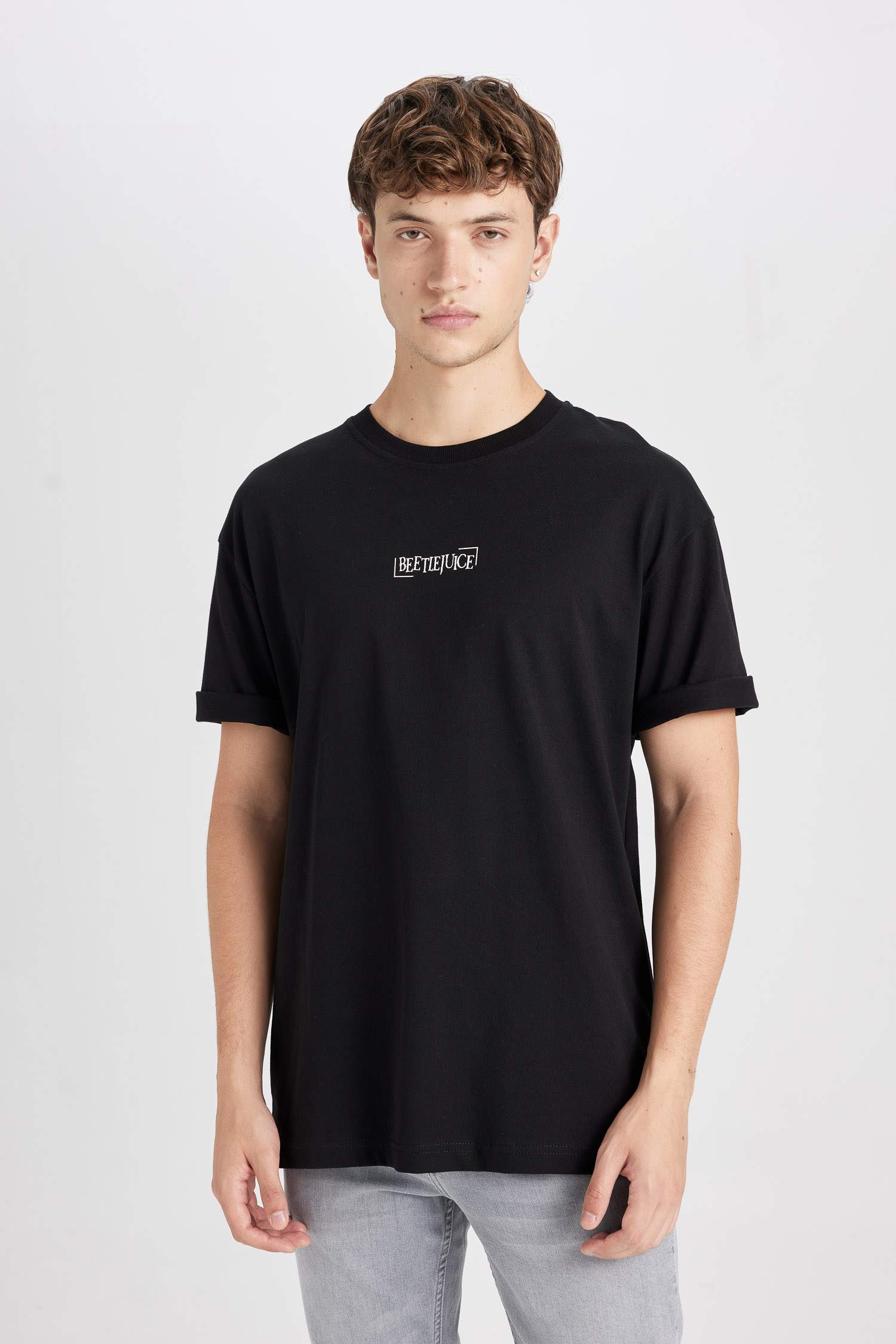 %100 Pamuk Beetlejuice (1988) Siyah Boxy Fit Bisiklet Yaka Sırt Baskılı Kısa Kollu Tişört