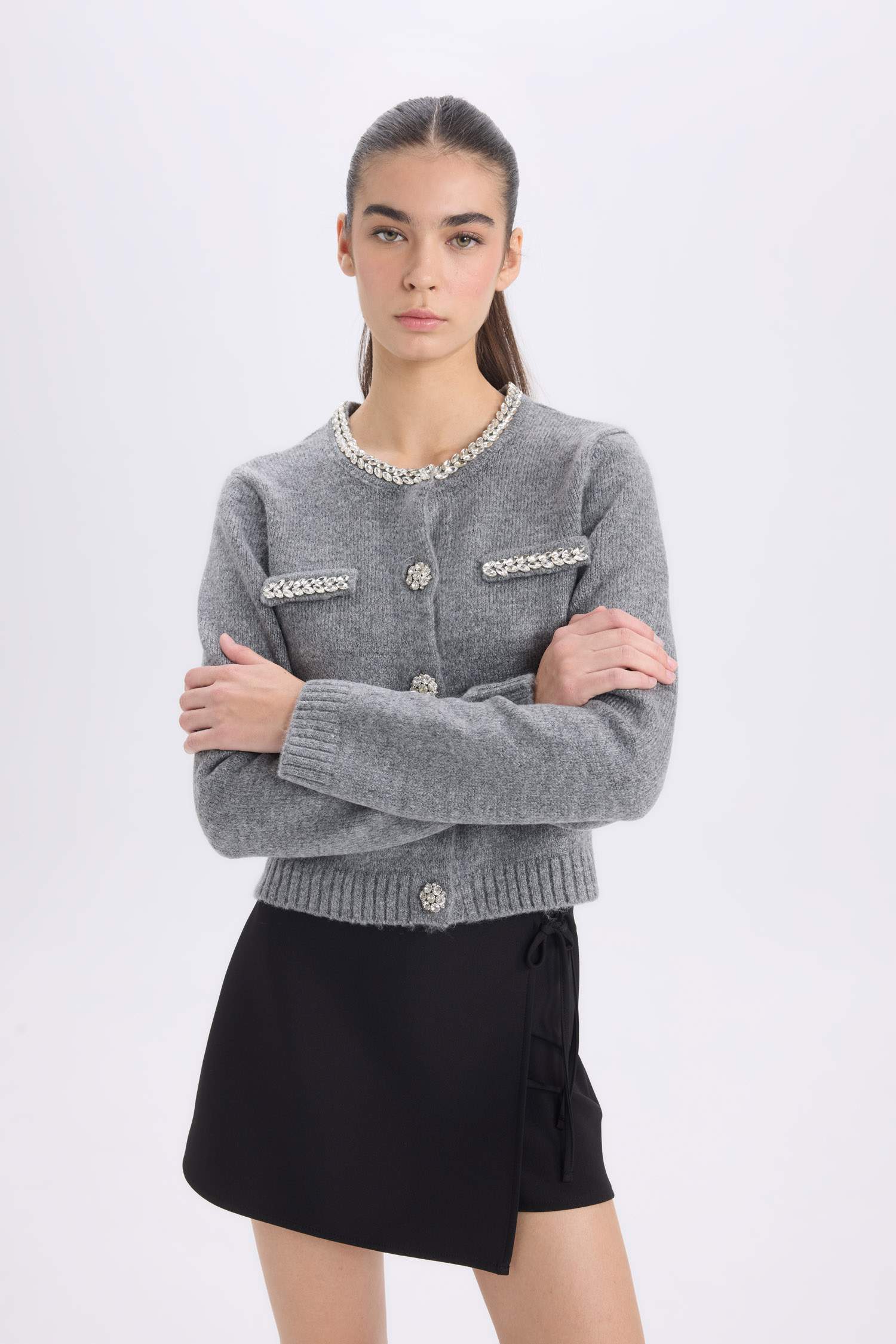 Regular Fit Crew Neck Stoned Buttoned Knitwear Cardigan