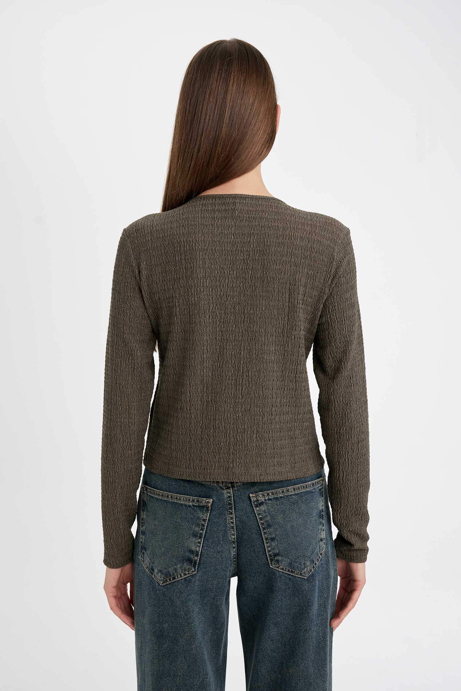 Regular Fit Önden Bağlamalı Bürümcük Uzun Kollu Bluz