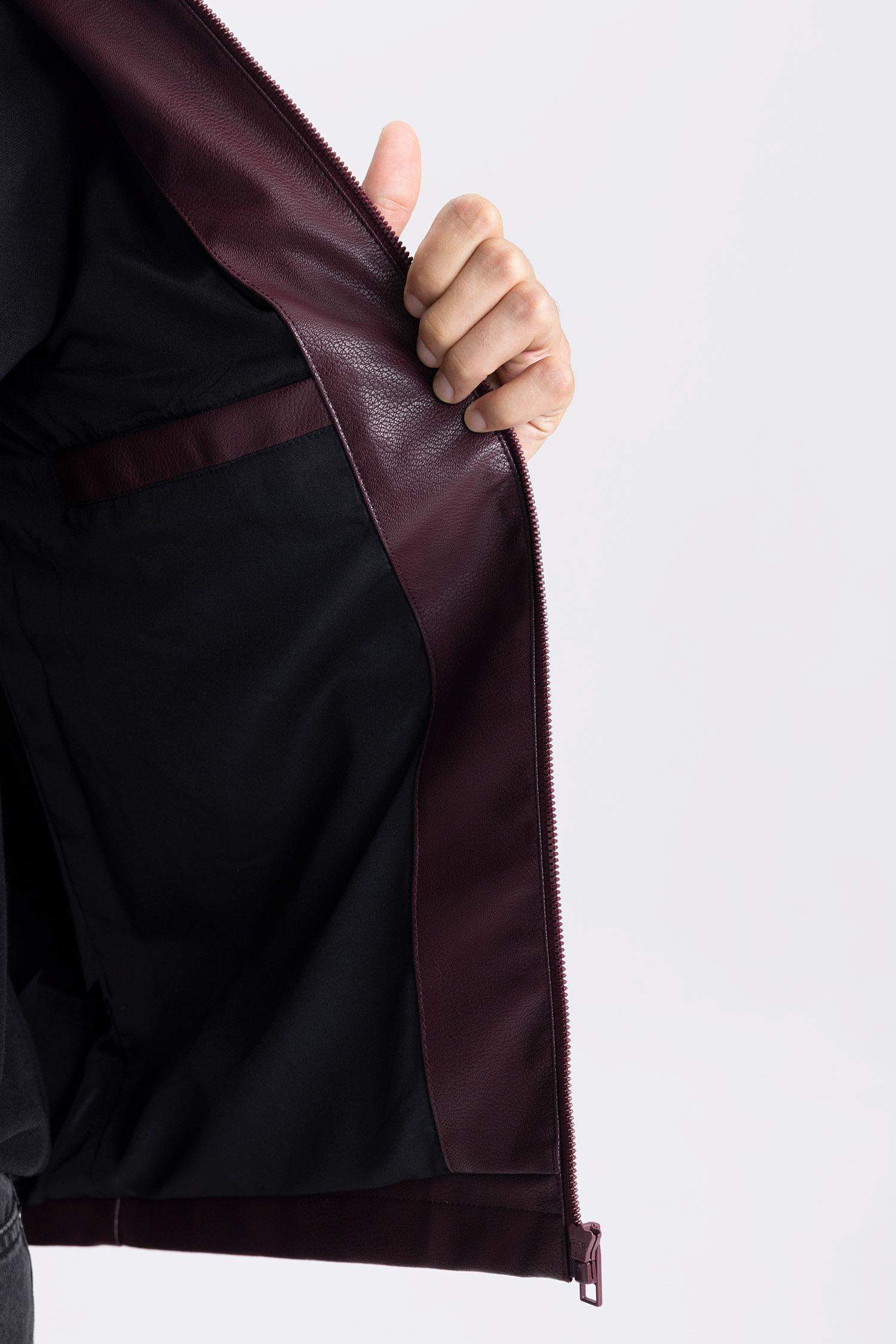 Su İtici Slim Fit Dar Kesim Dik Yaka Fermuarlı Suni Deri Ceket Mont