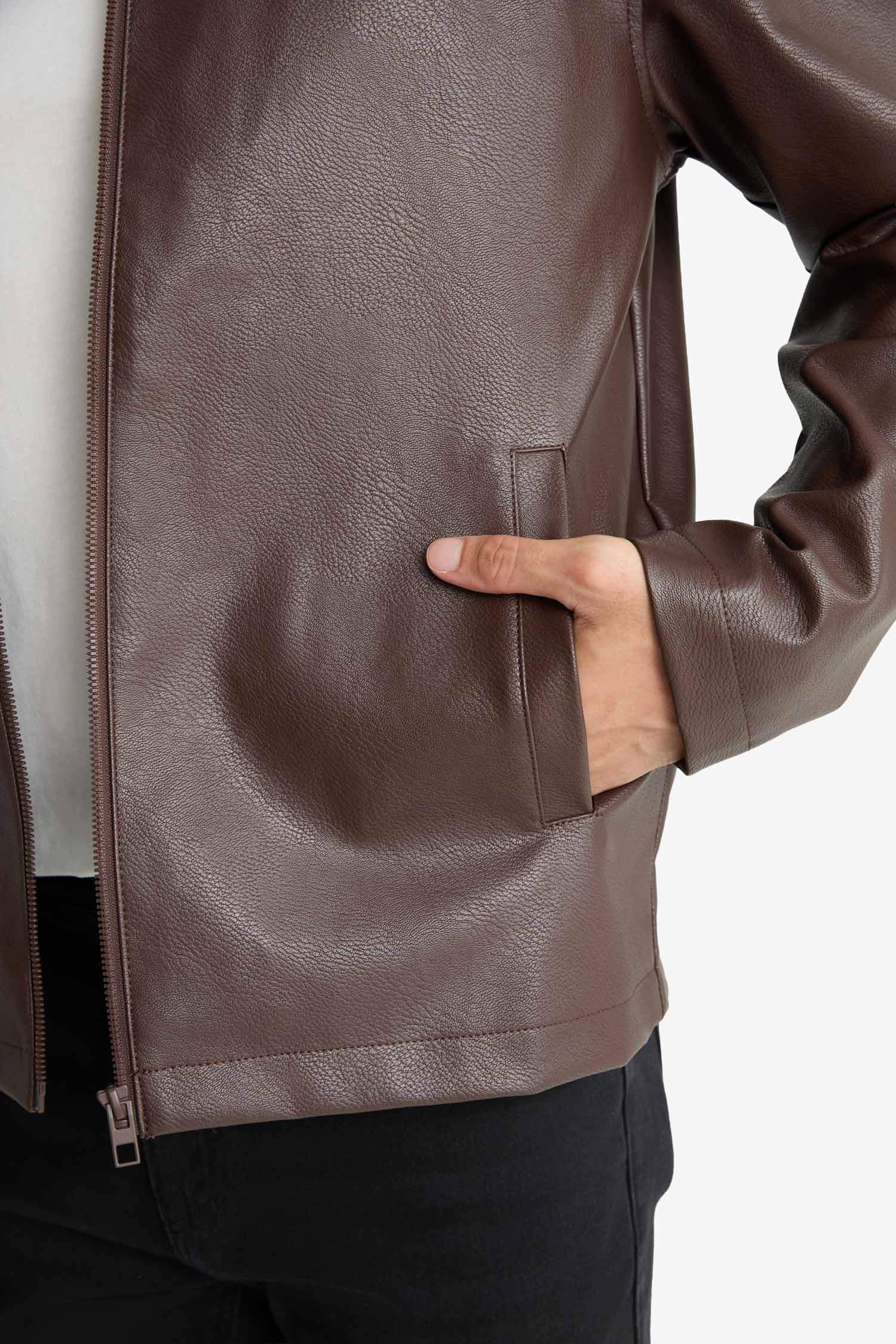 جاكيت جلد صناعي سليم فيت بياخة عالية مقاوم للماء