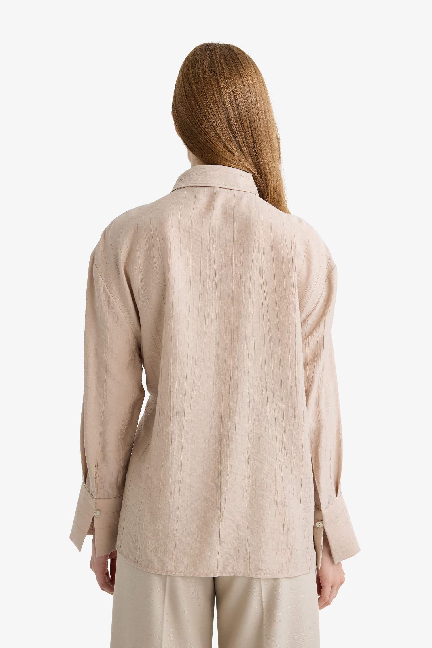 Regular Fit Büzgülü Krinkıl Kumaş Uzun Kollu Gömlek