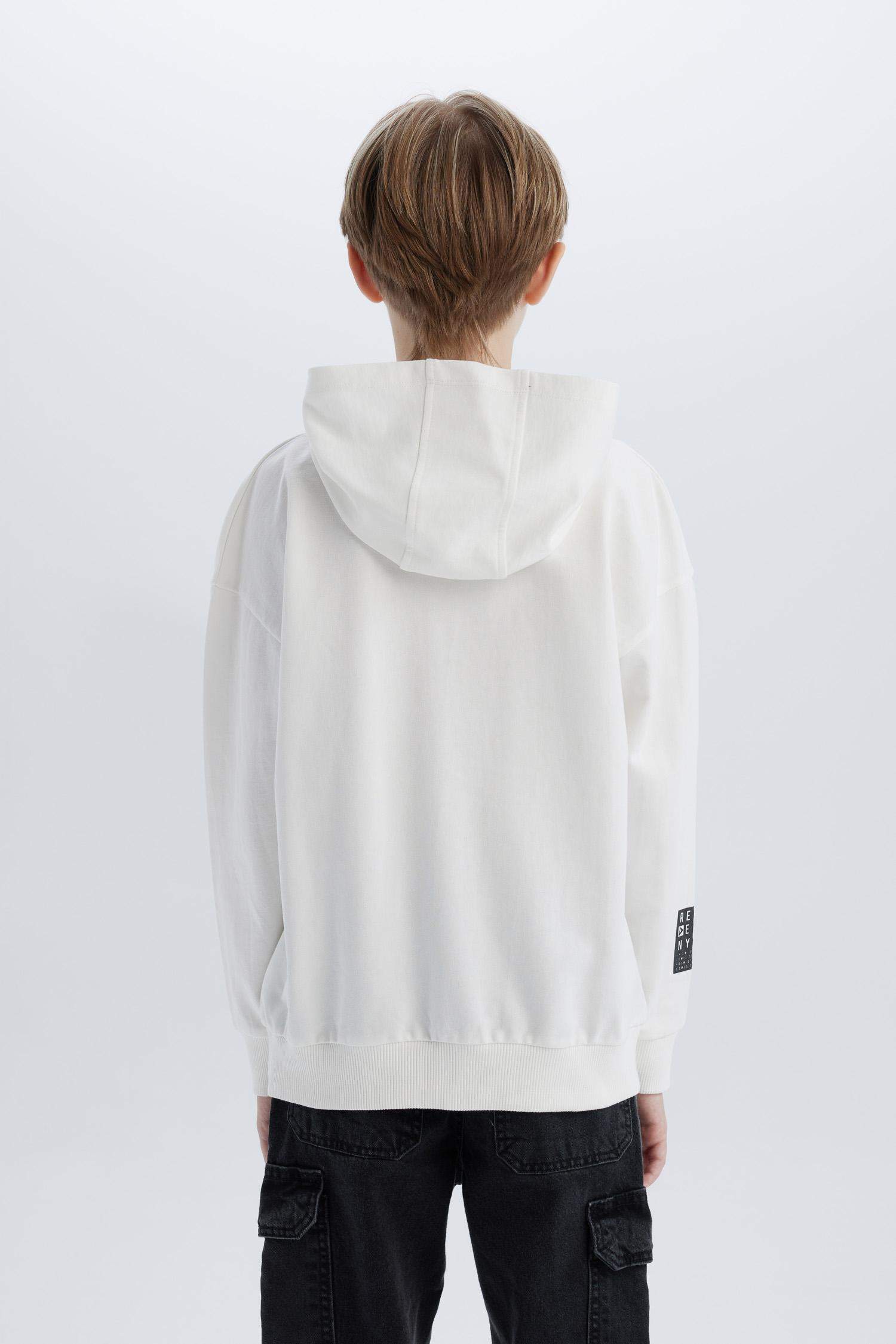 سويت شيرت ولادي اوفر سايز بغطاء للرأس