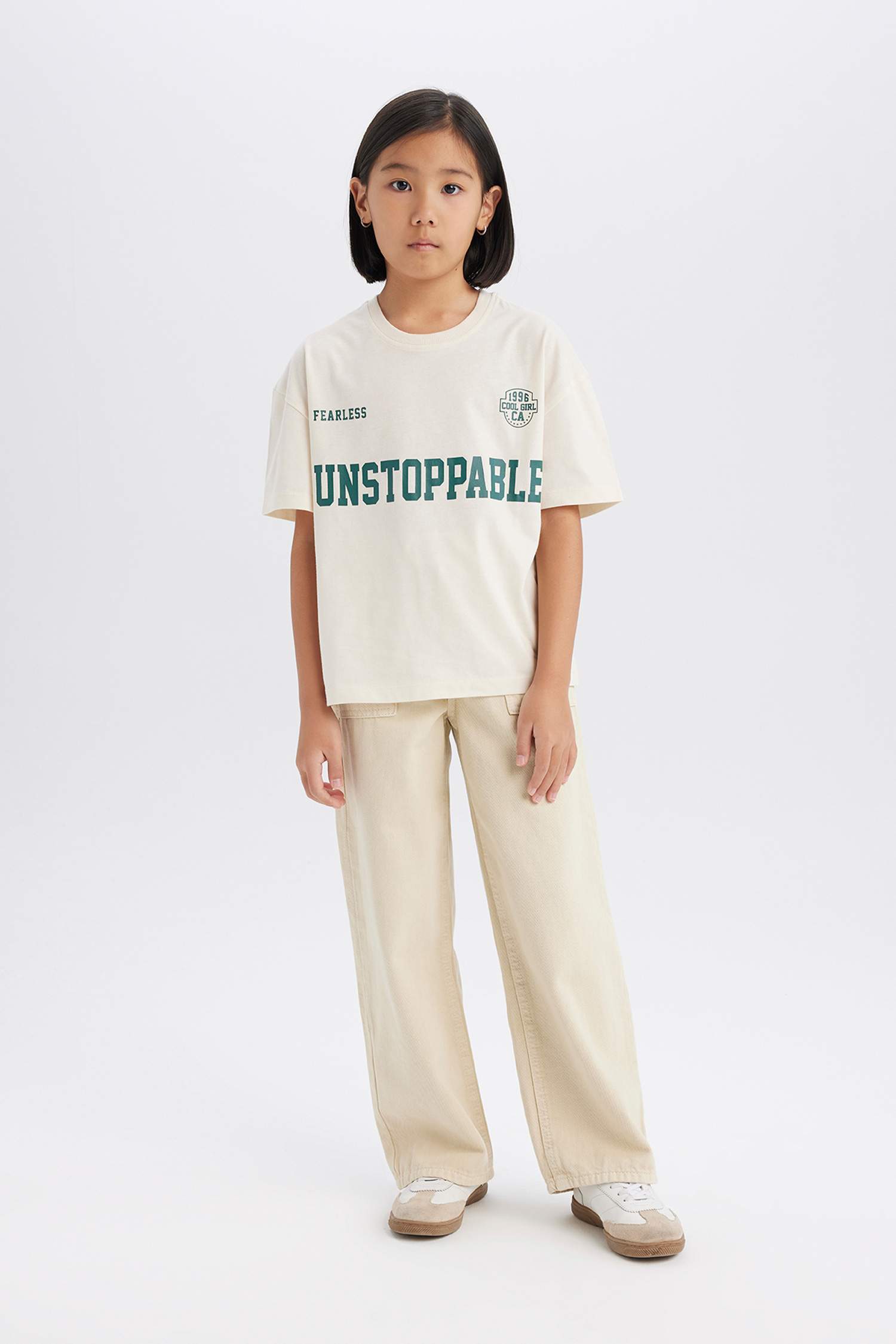 تيشيرت بناتي نص ردن بطبعة فاكهة قصة مريحة