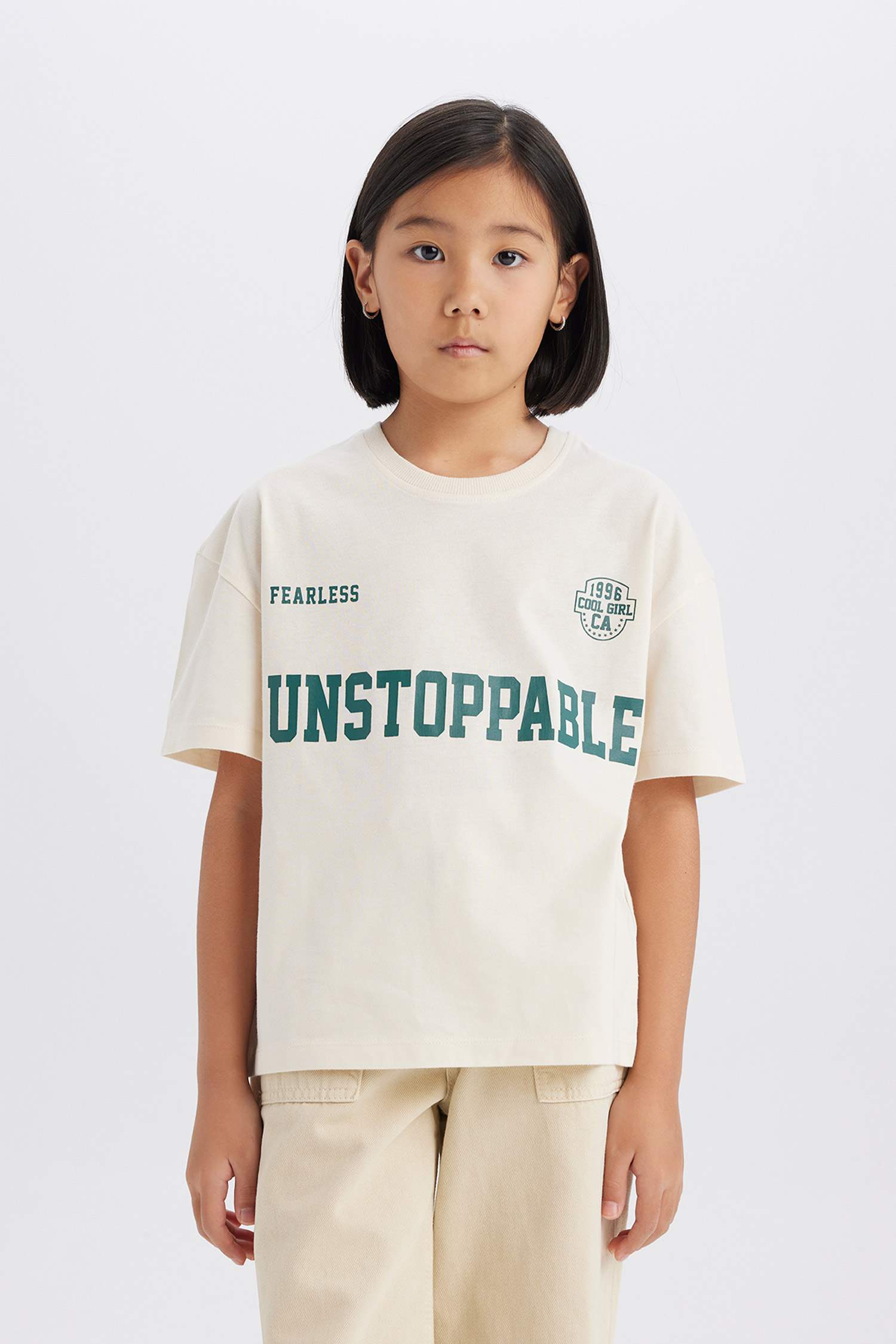 تيشيرت بناتي نص ردن بطبعة فاكهة قصة مريحة