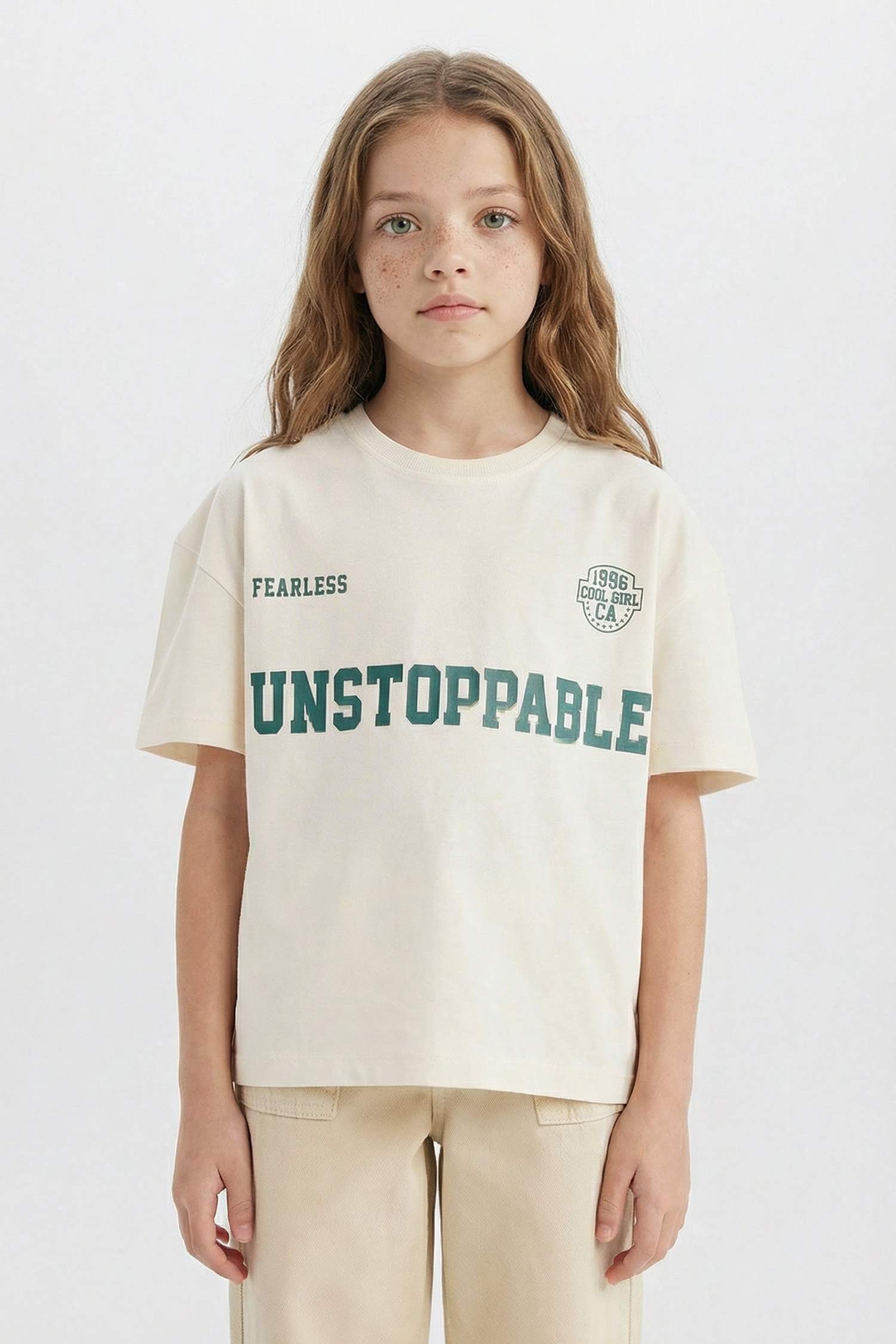 Қыздарға дөңгелек жаға слоган қысқа жеңді Қысқа жеңді футболка