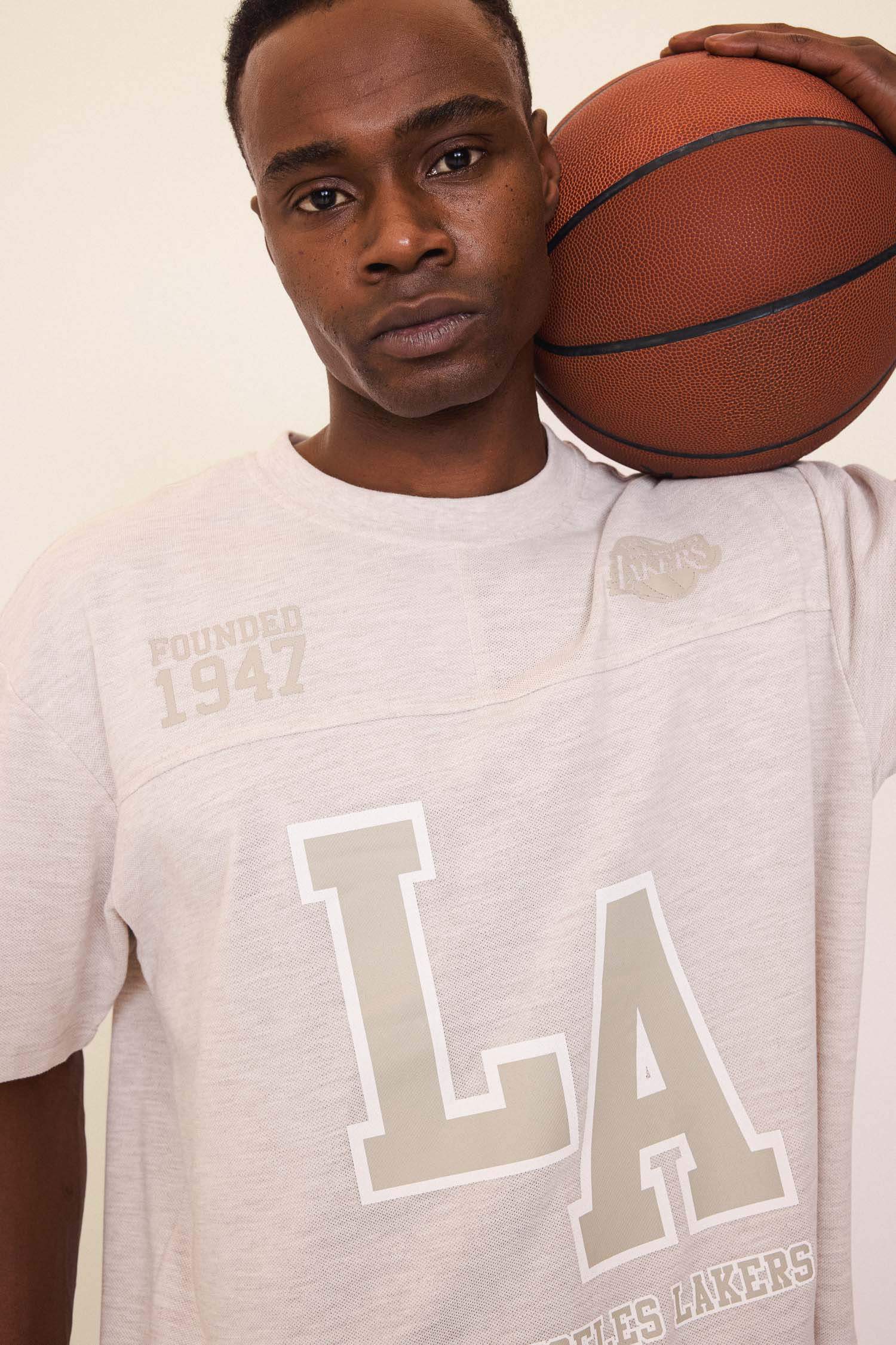 DeFactoFit NBA Los Angeles Lakers Oversize Geniş Kalıp Bisiklet Yaka Kısa Kollu Pike Tişört