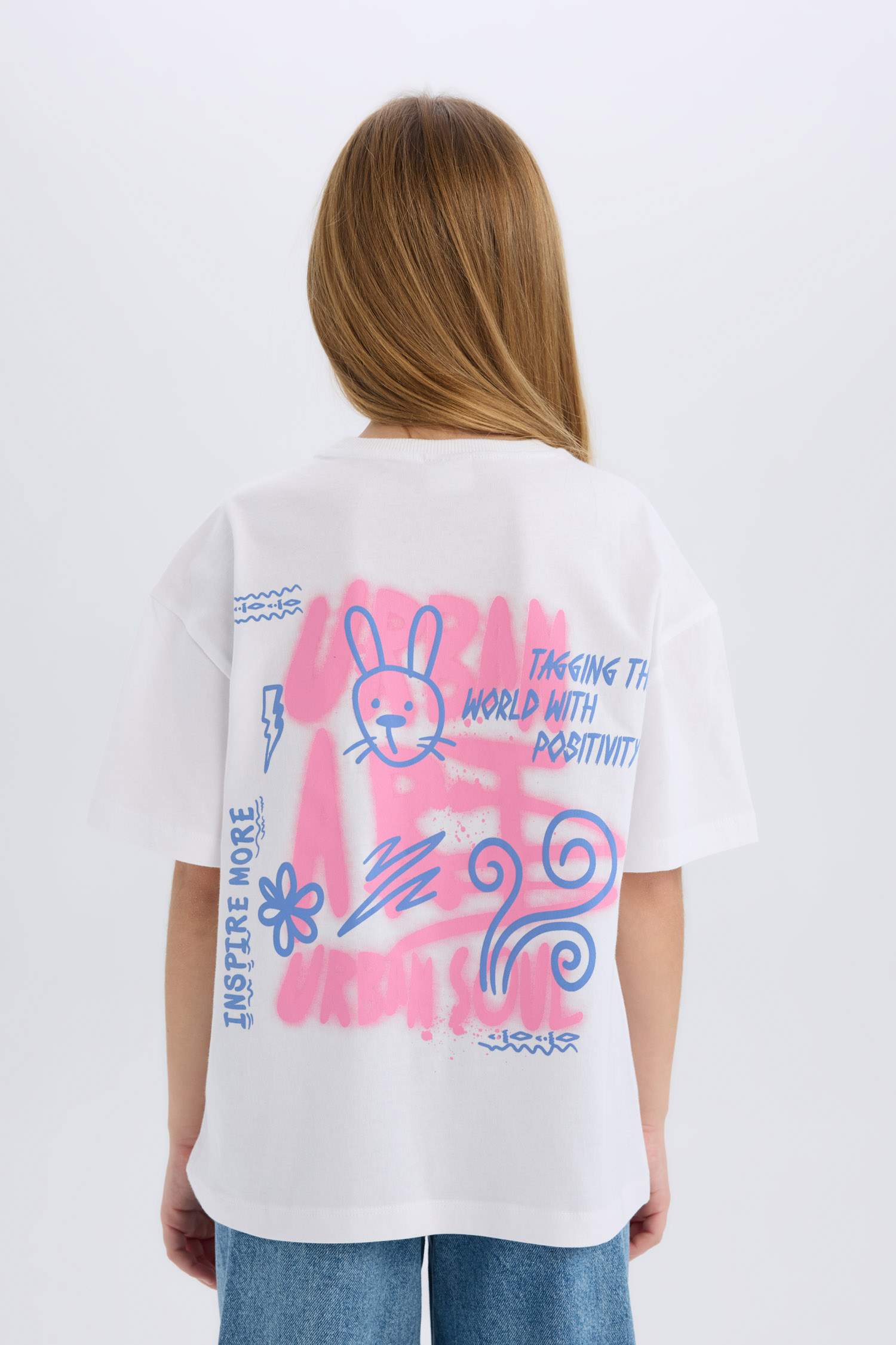 Kız Çocuk Oversize Geniş Kalıp Bisiklet Yaka Sırt Baskılı Kısa Kollu Tişört