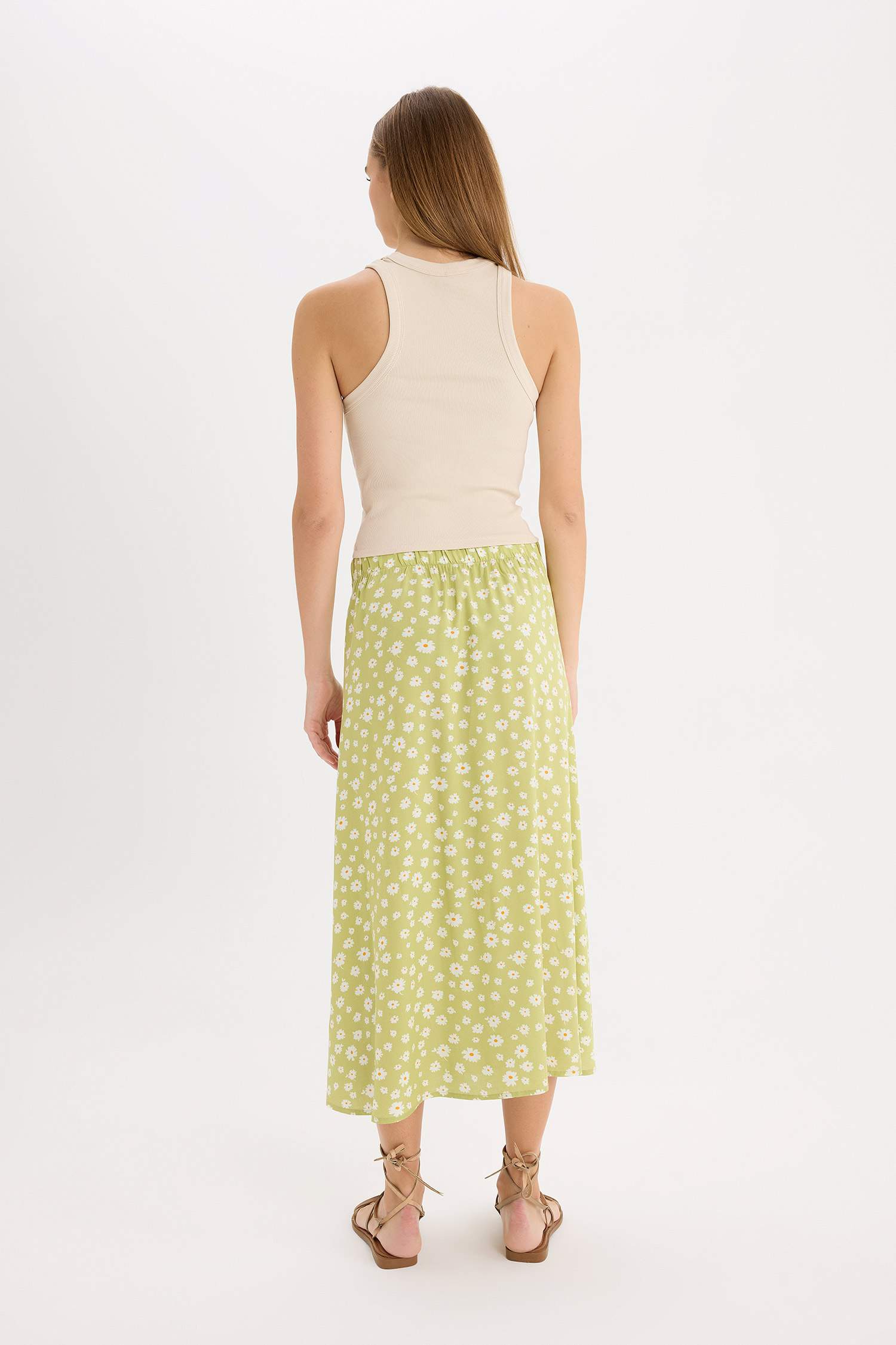 Миди юбка A-силуэта с цветочным узором и высокой талией