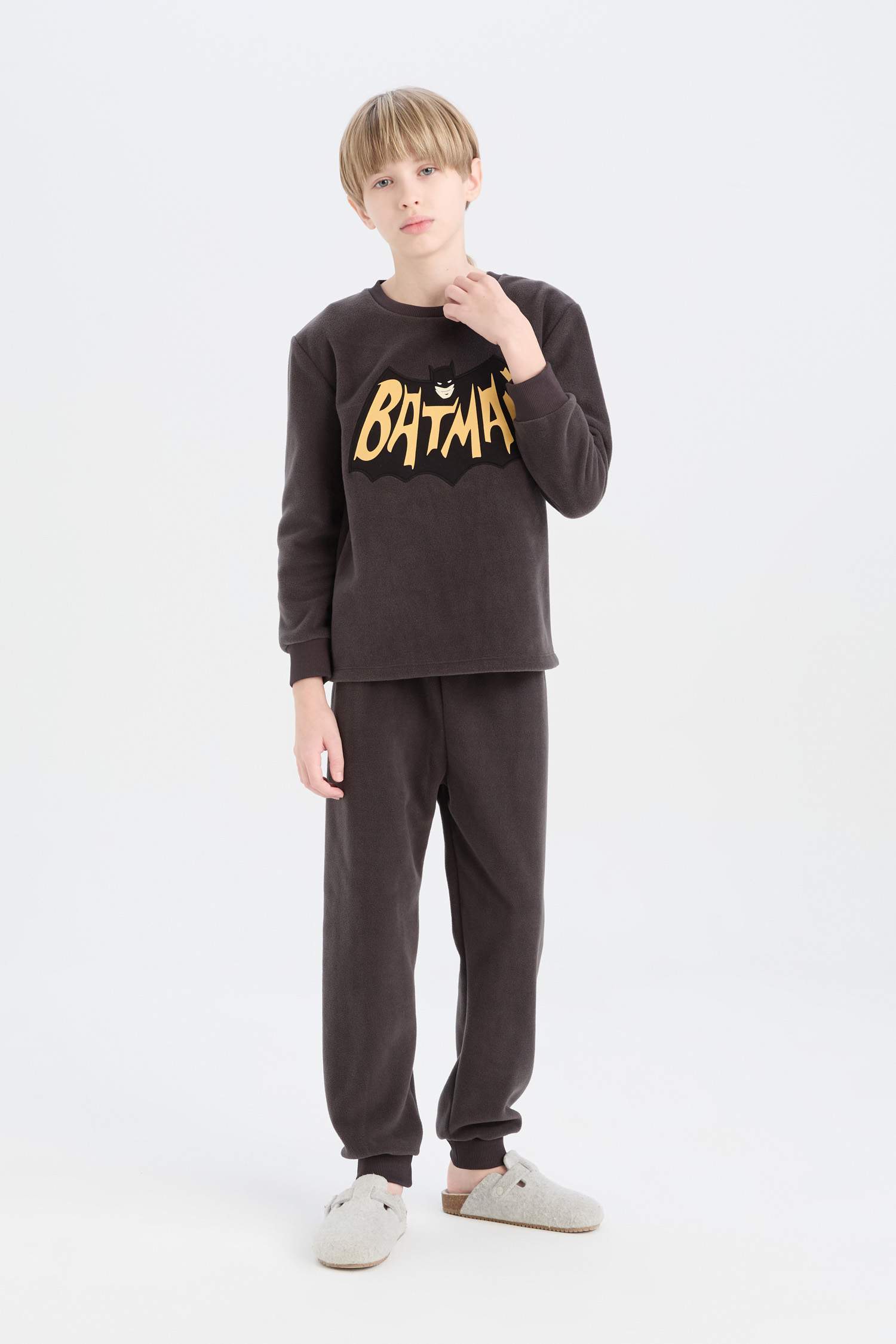 Erkek Çocuk Batman Pijama Takımı Polar Uzun Kollu Üst Beli Lastikli Uzun Alt
