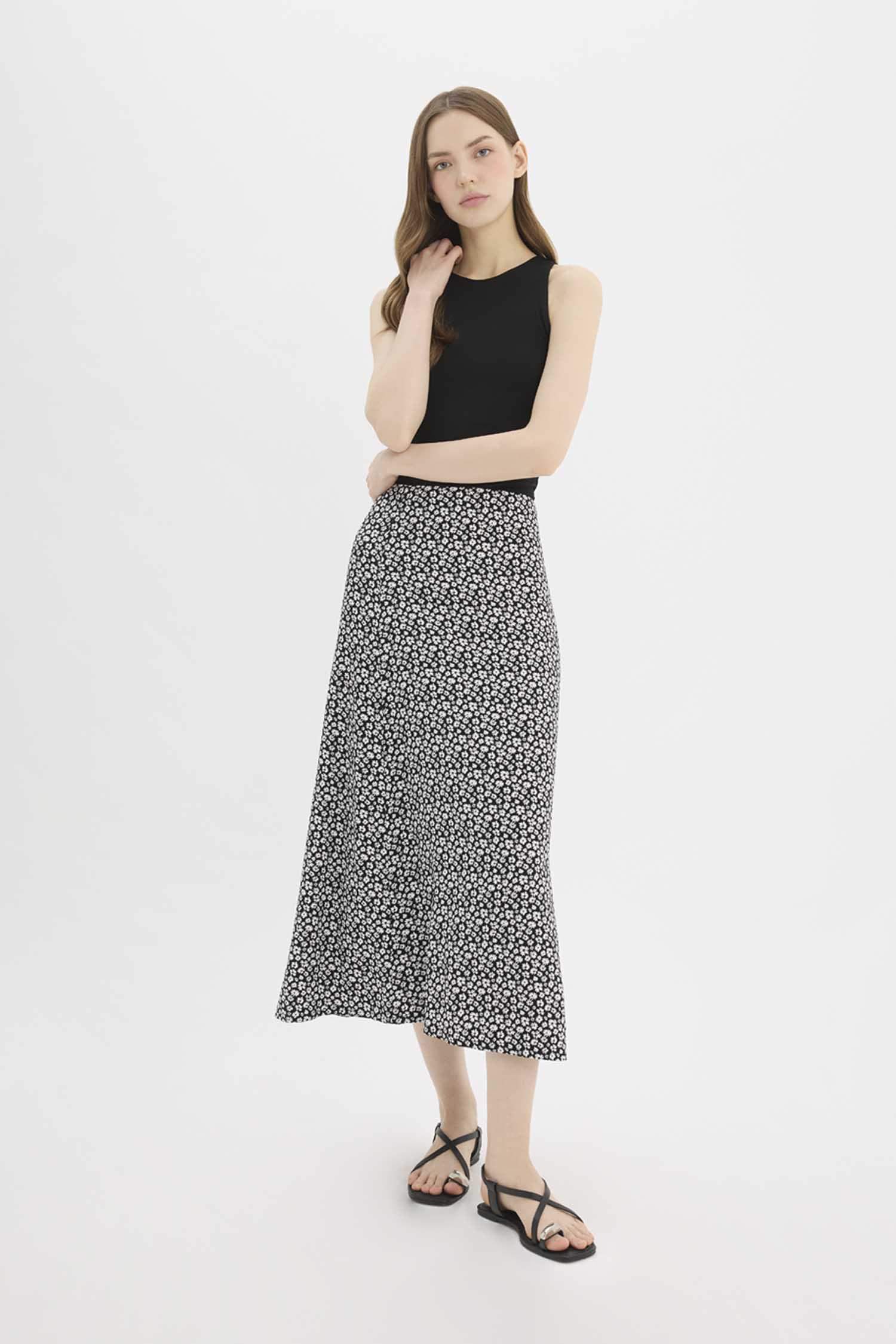 تنورة طويلة فلورال منسوج بقصة A وخصر عادي