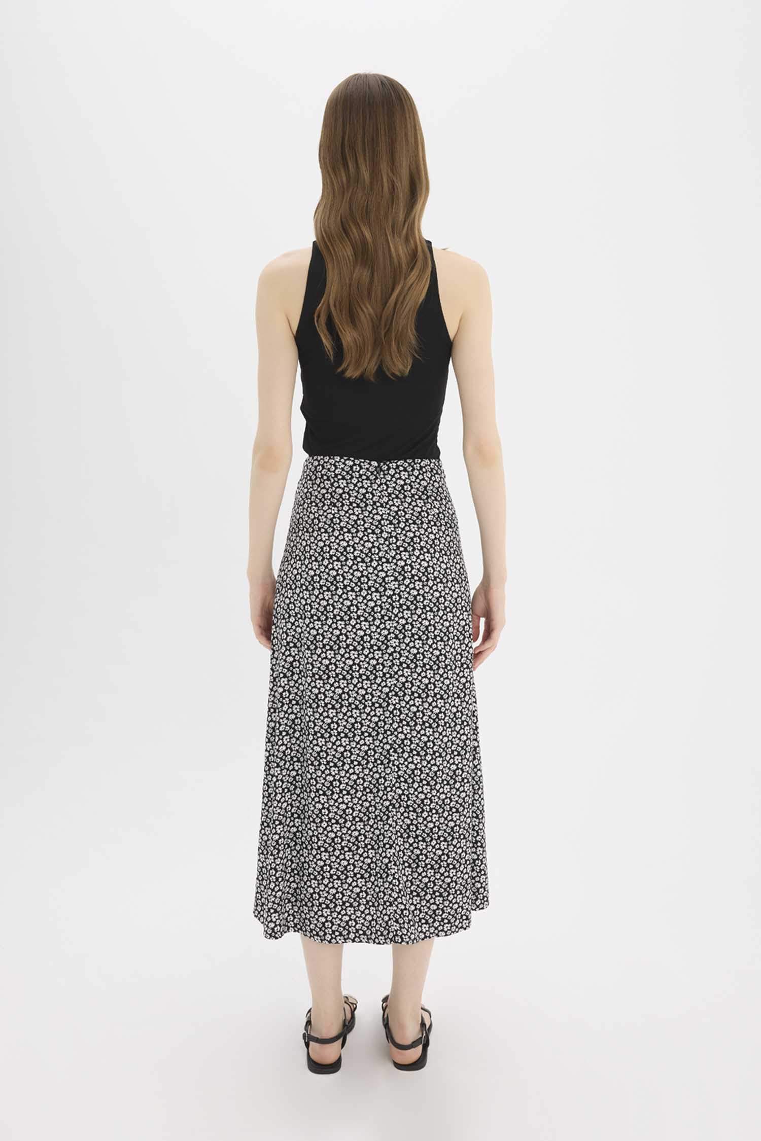 تنورة طويلة فلورال منسوج بقصة A وخصر عادي