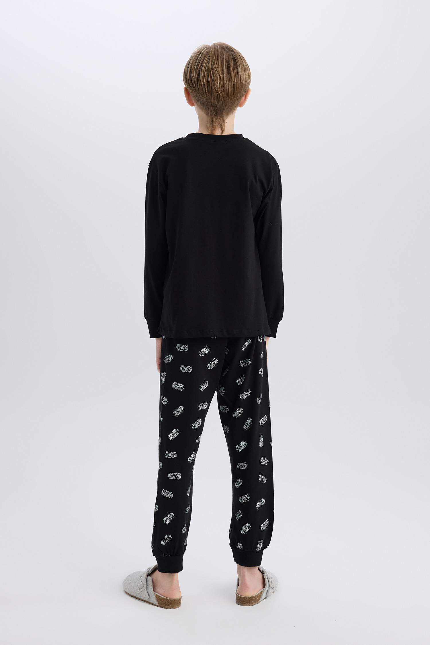 Boy Star Wars Long Sleeve Top Bottom 2 Piece Pajama Set