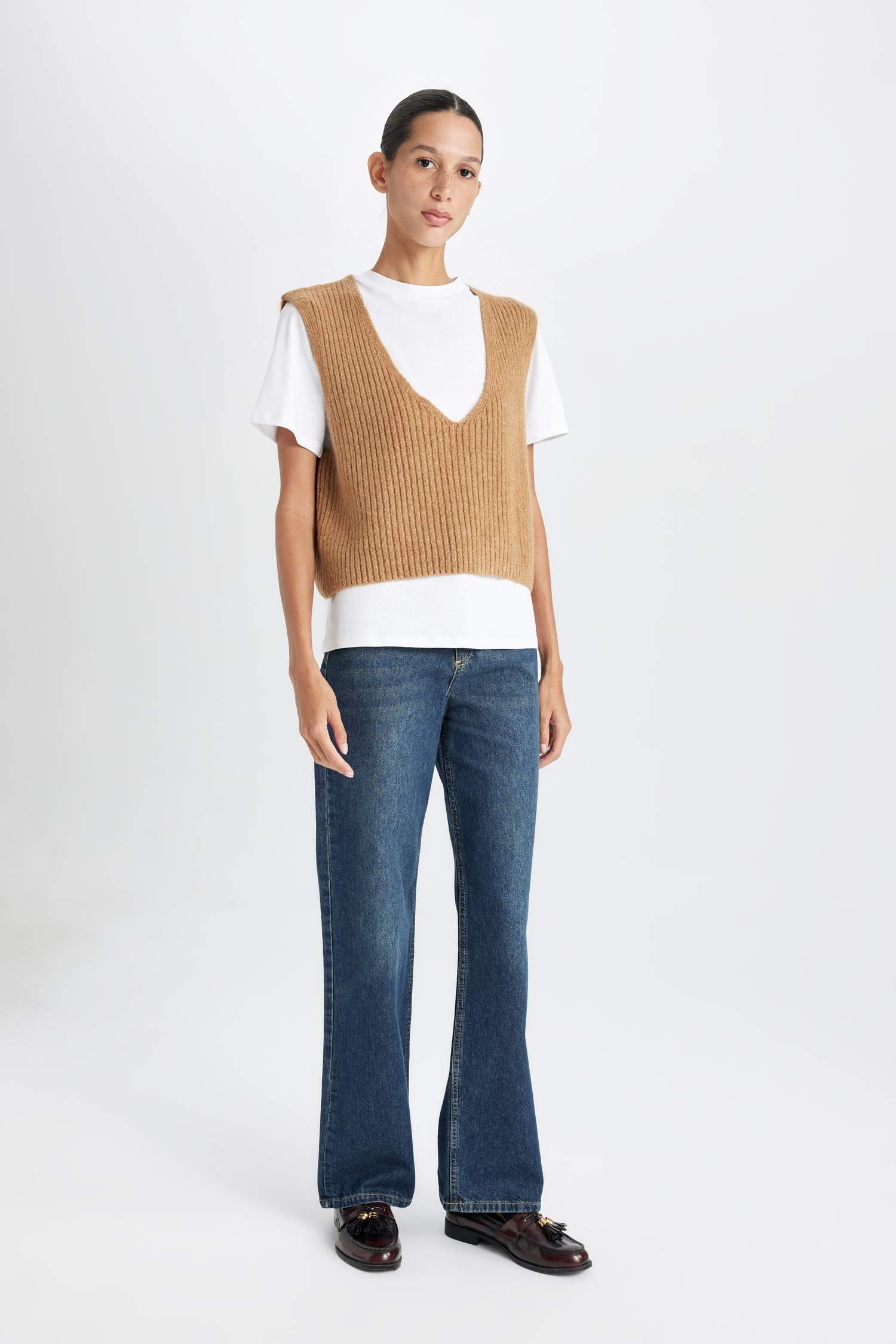 Regular Fit V Yaka Basic Düz Fitilli Triko Süveter