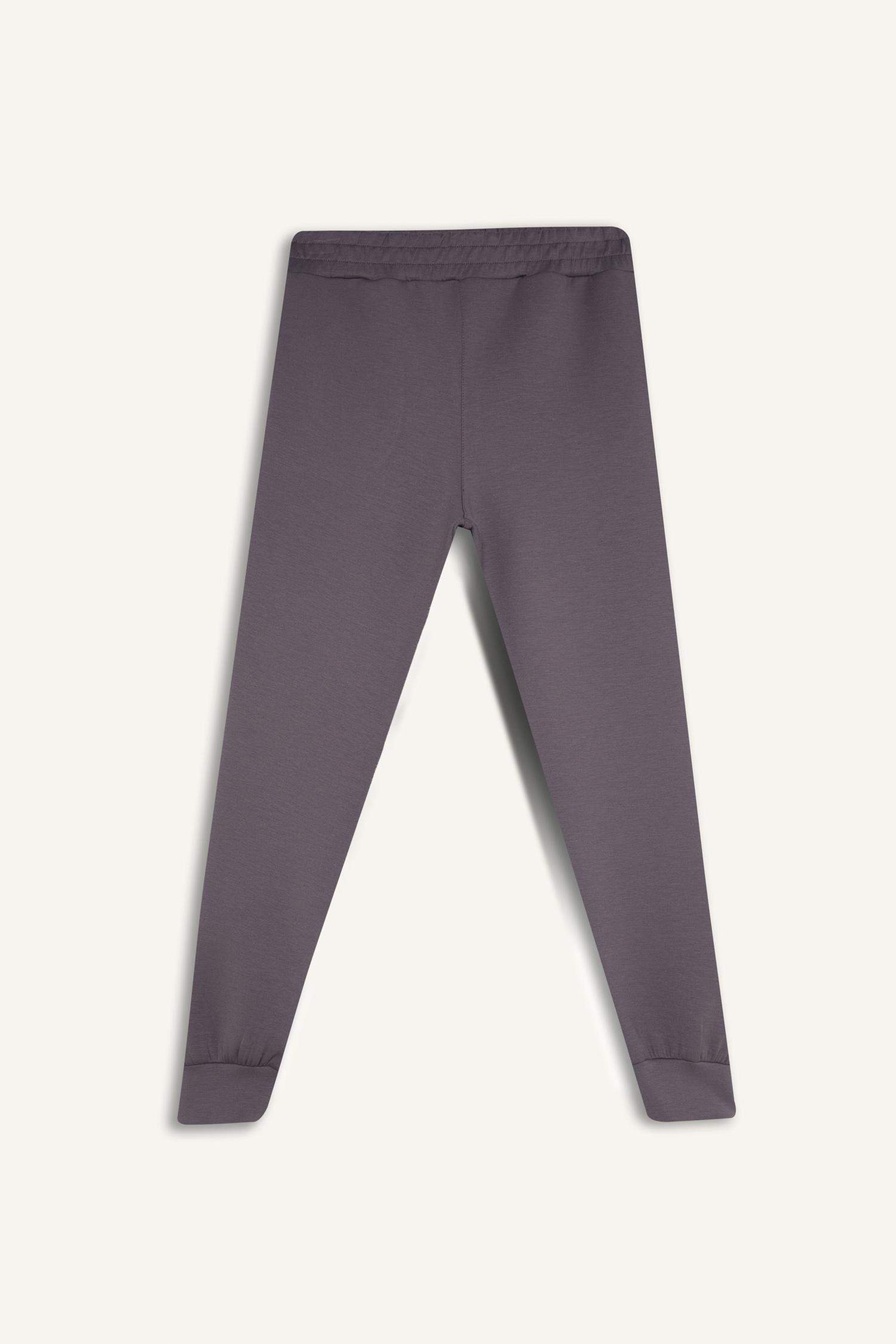 Sporcu Jogger Eşofman Altı Beli Lastikli Standart Fit Standart Paça Standart Boy