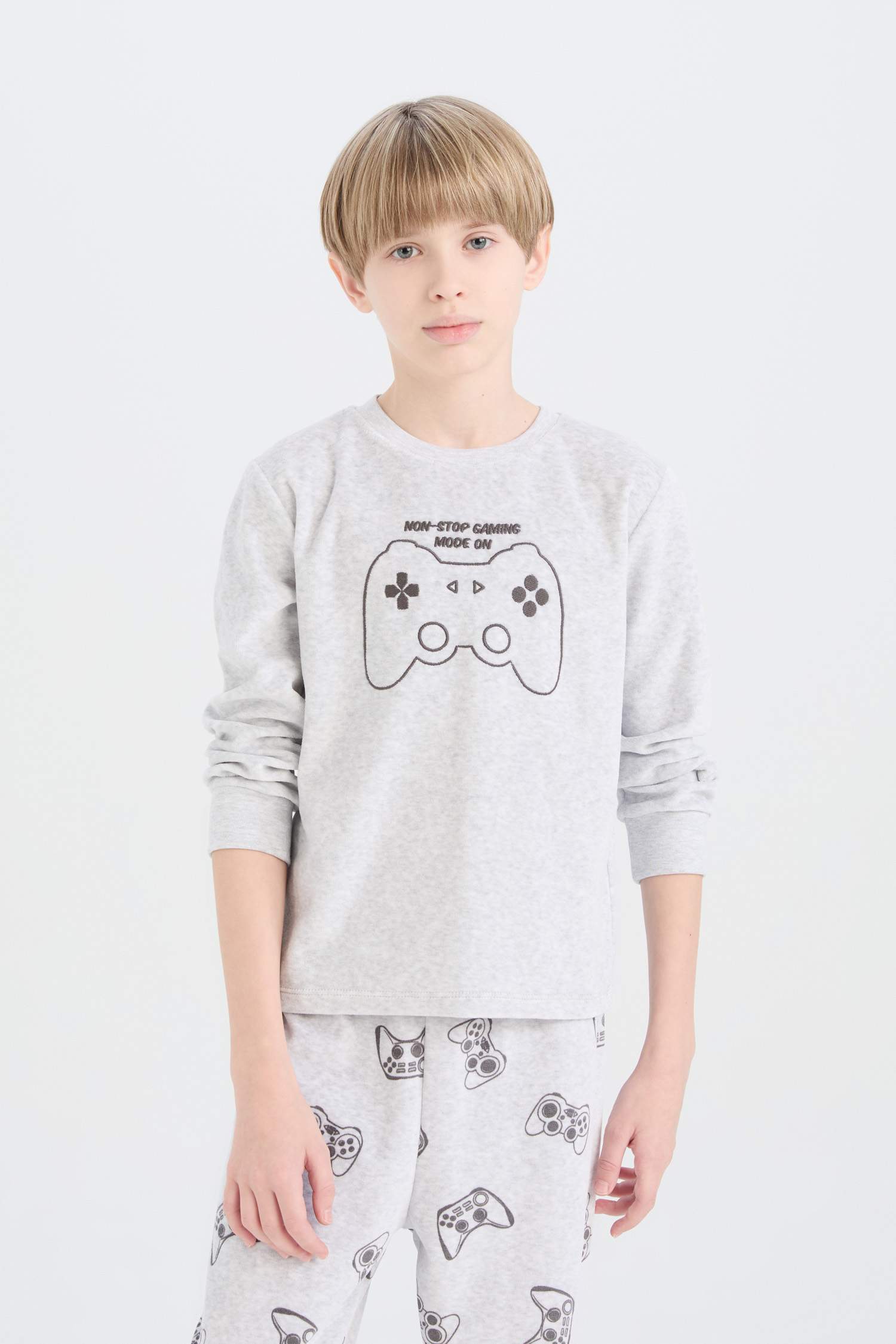 Erkek Çocuk Kadife Pijama Takımı Baskılı Uzun Kollu Üst Uzun Alt