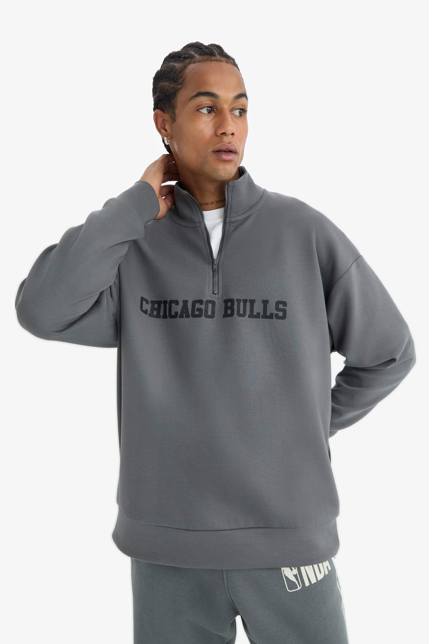 DeFactoFit NBA Chicago Bulls Oversize Geniş Kalıp Fermuarlı Dik Yaka Skuba Dalgıç Kumaş Sweatshirt