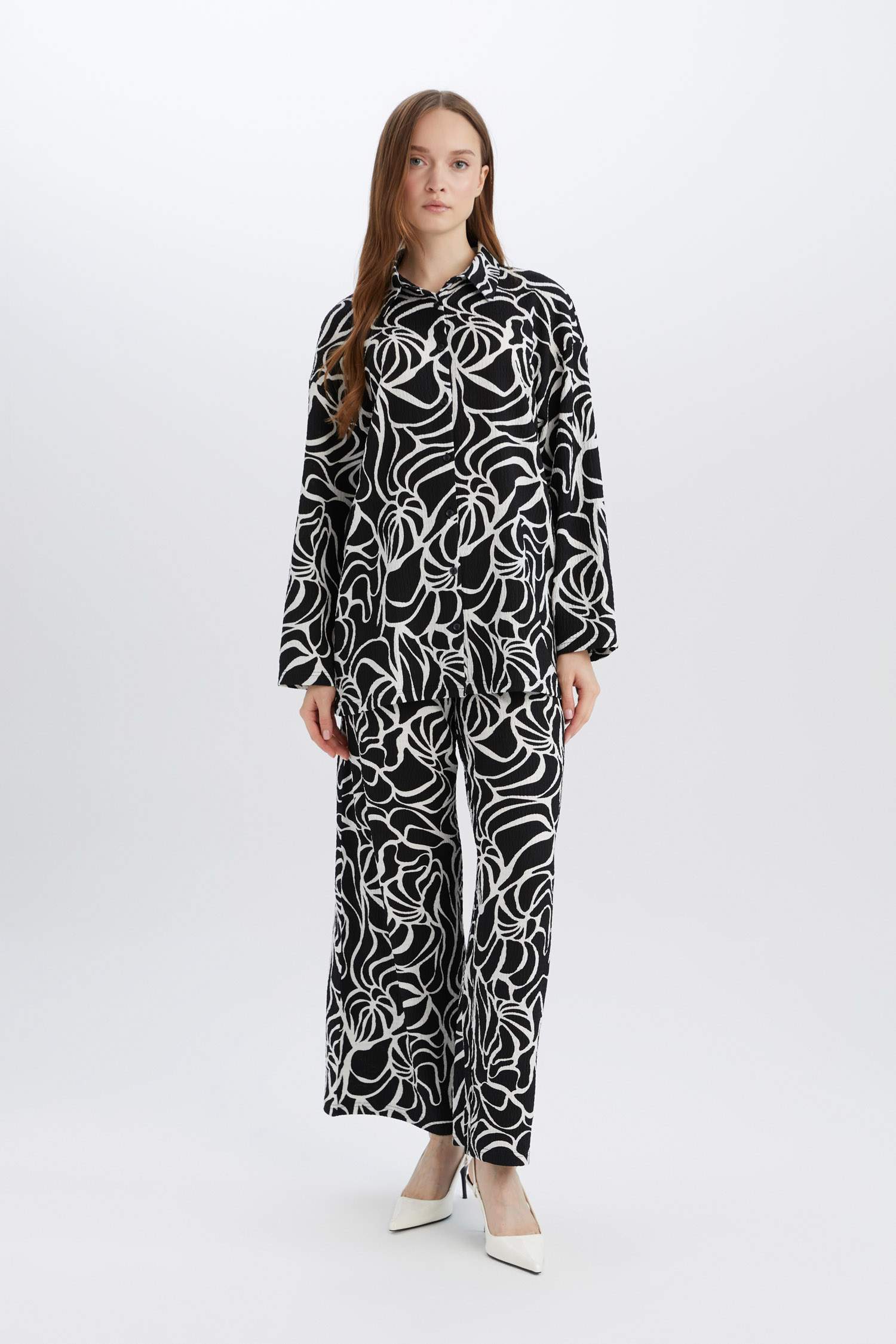 Regular Fit Desenli Bürümcük Uzun Kollu Gömlek