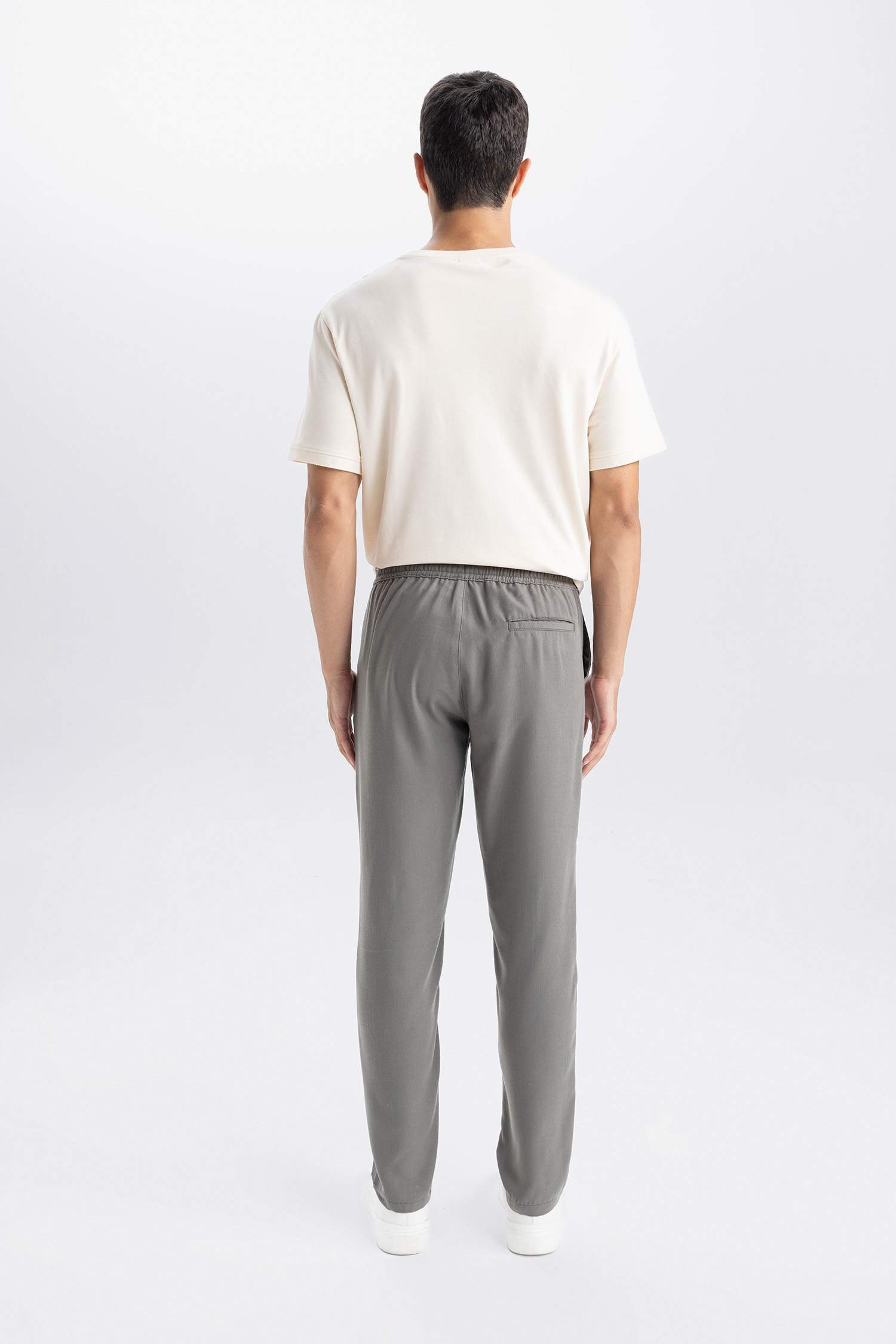 Yazlık Jogger Pantolon Slim Fit Dar Kesim Beli Bağcıklı Cepli Düz Paça