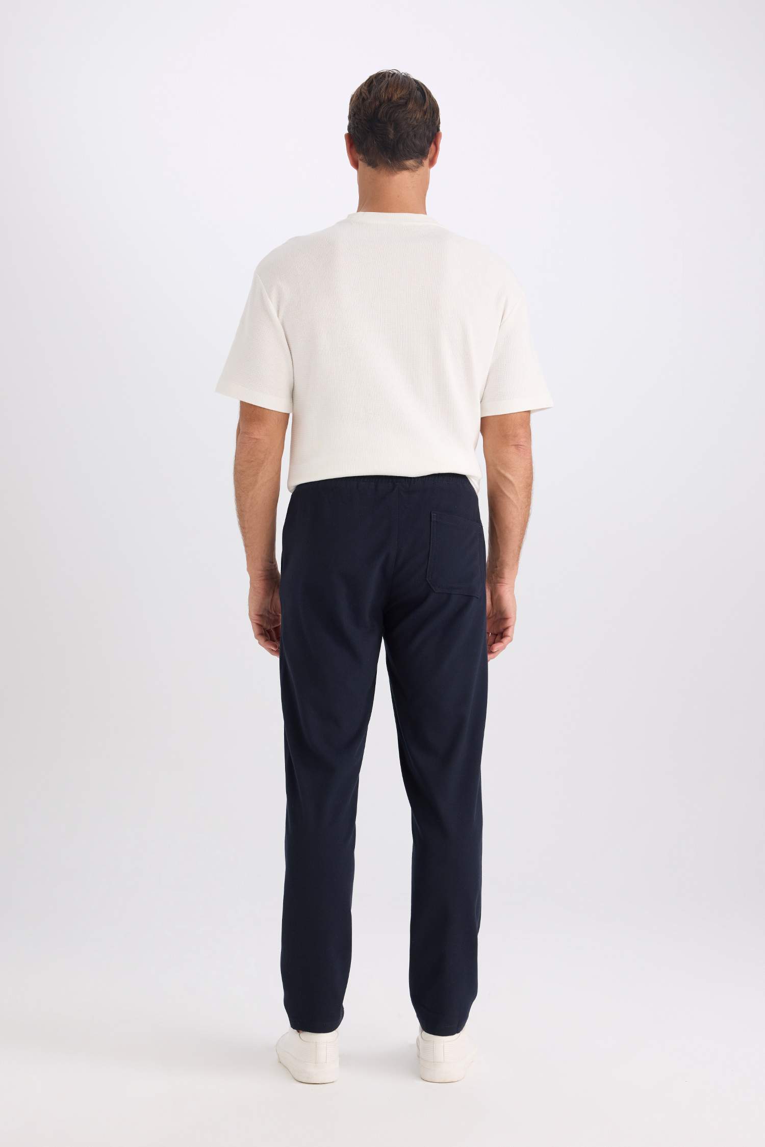 Jogger Beli Bağcıklı Cepli Düz Paça Pantolon