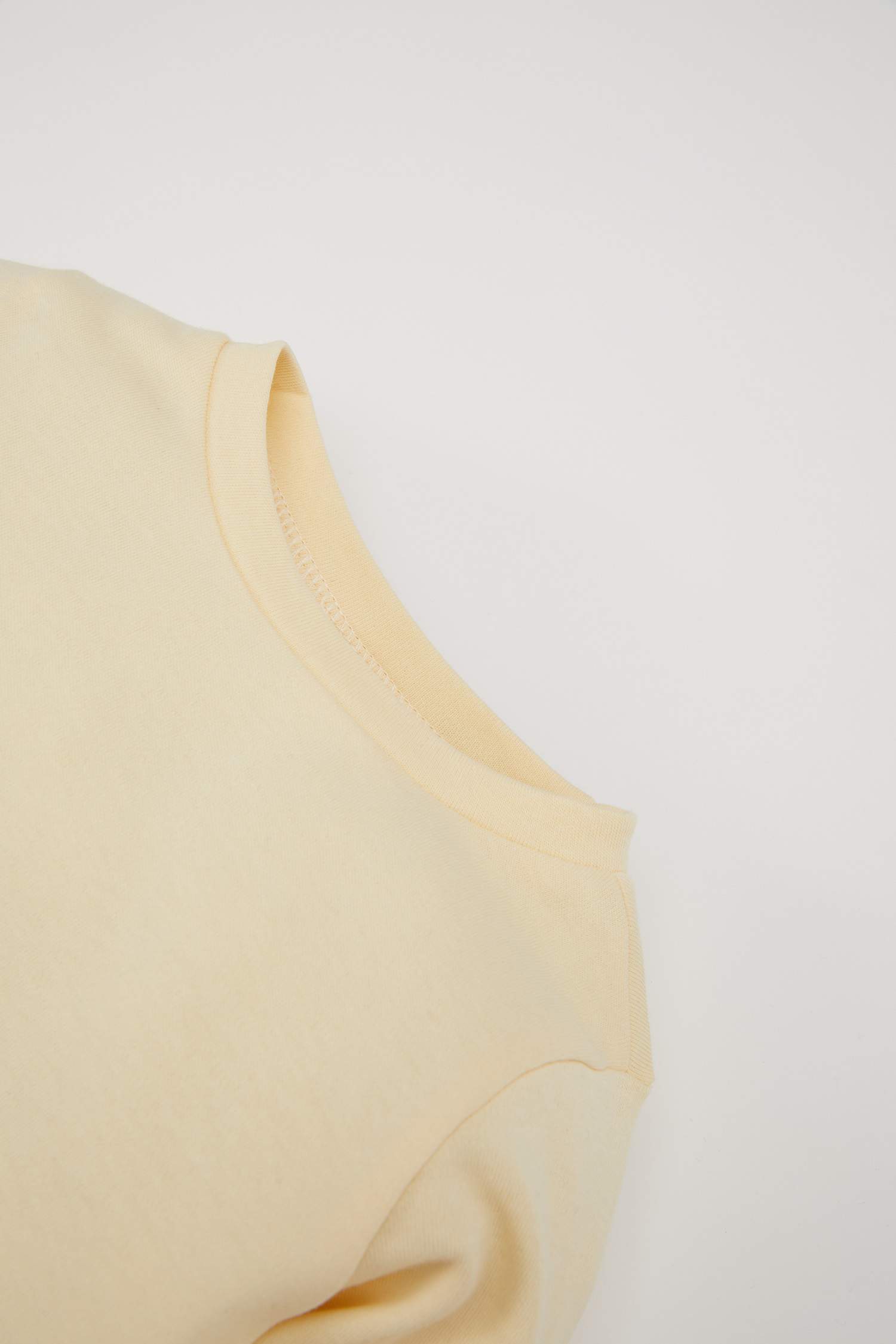 Kız Bebek Pijama Takımı Gökkuşağı Baskılı Uzun Kollu Üst Beli Lastikli Alt