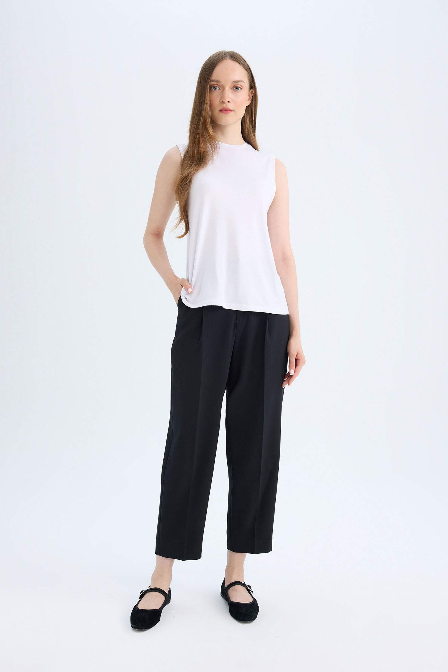 Relax Fit Basic Düz Kolsuz Atlet