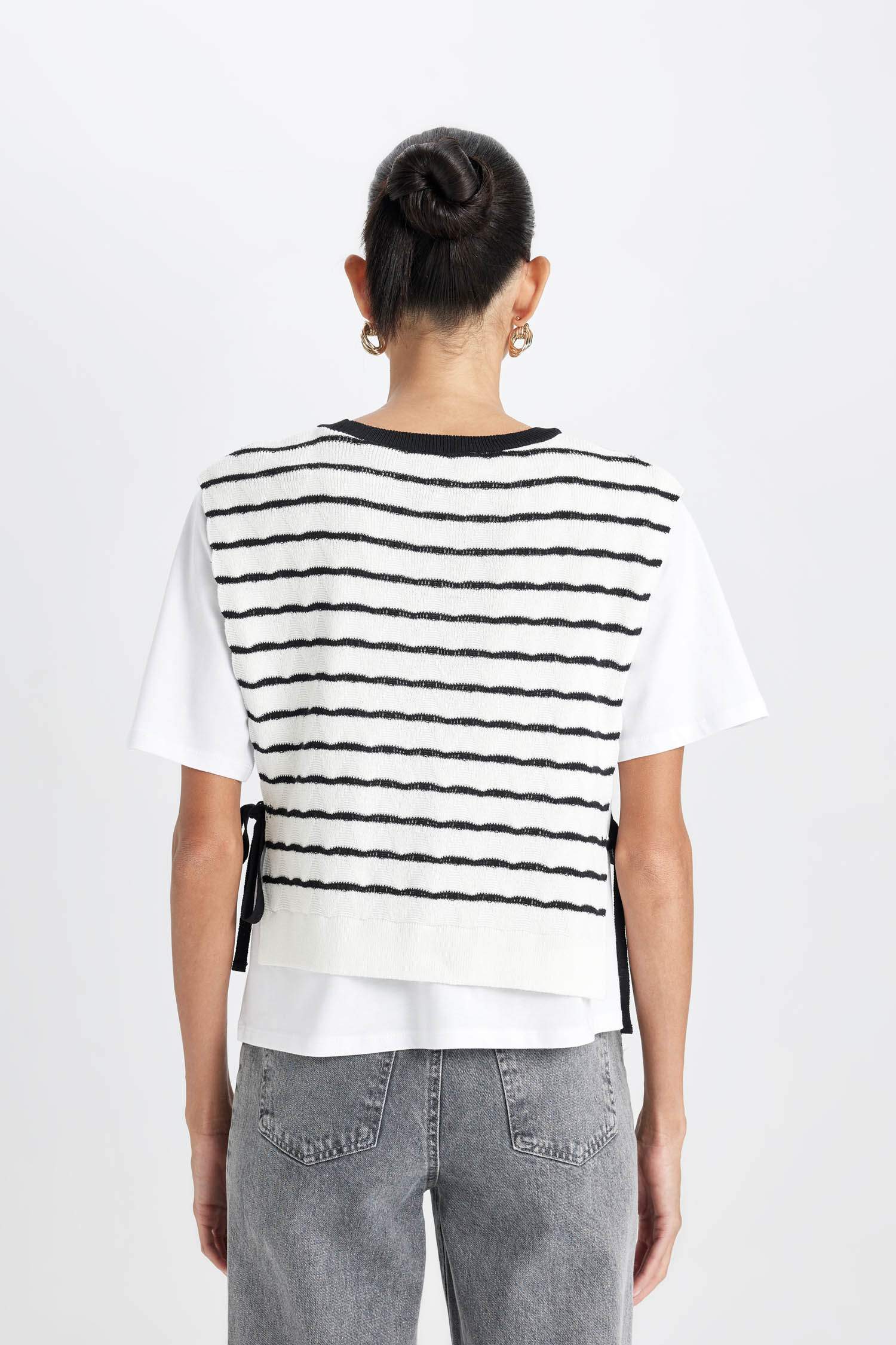 Regular Fit Crew Neck Striped Side Tie Pullover