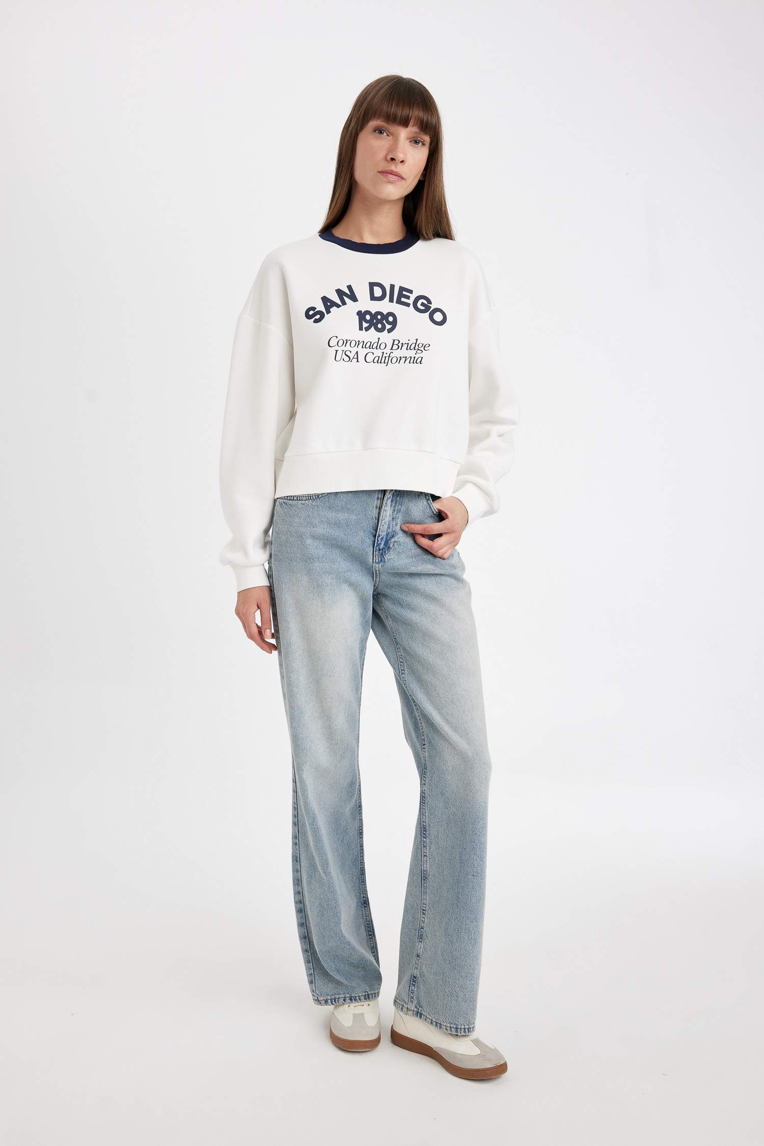 Boxy Fit Bisiklet Yaka Baskılı Kalın  Sweatshirt