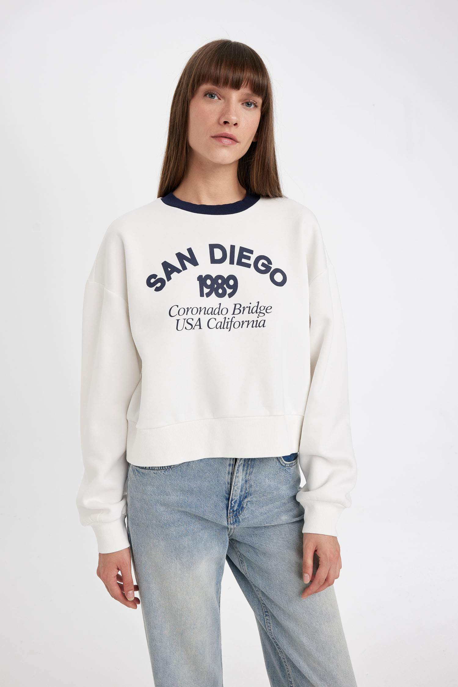 Boxy Fit Bisiklet Yaka Baskılı Kalın  Sweatshirt