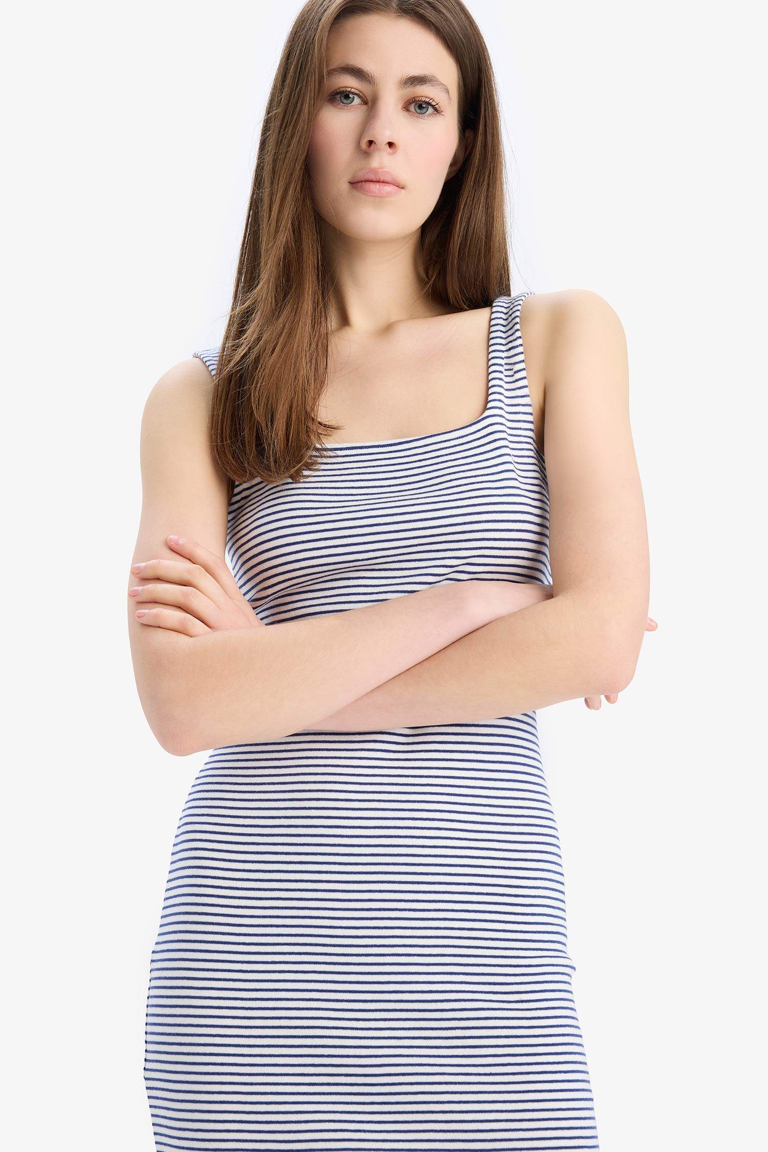 Обтягивающее платье с квадратным вырезом и полосками, без рукавов, из ребристой ткани, миди длина