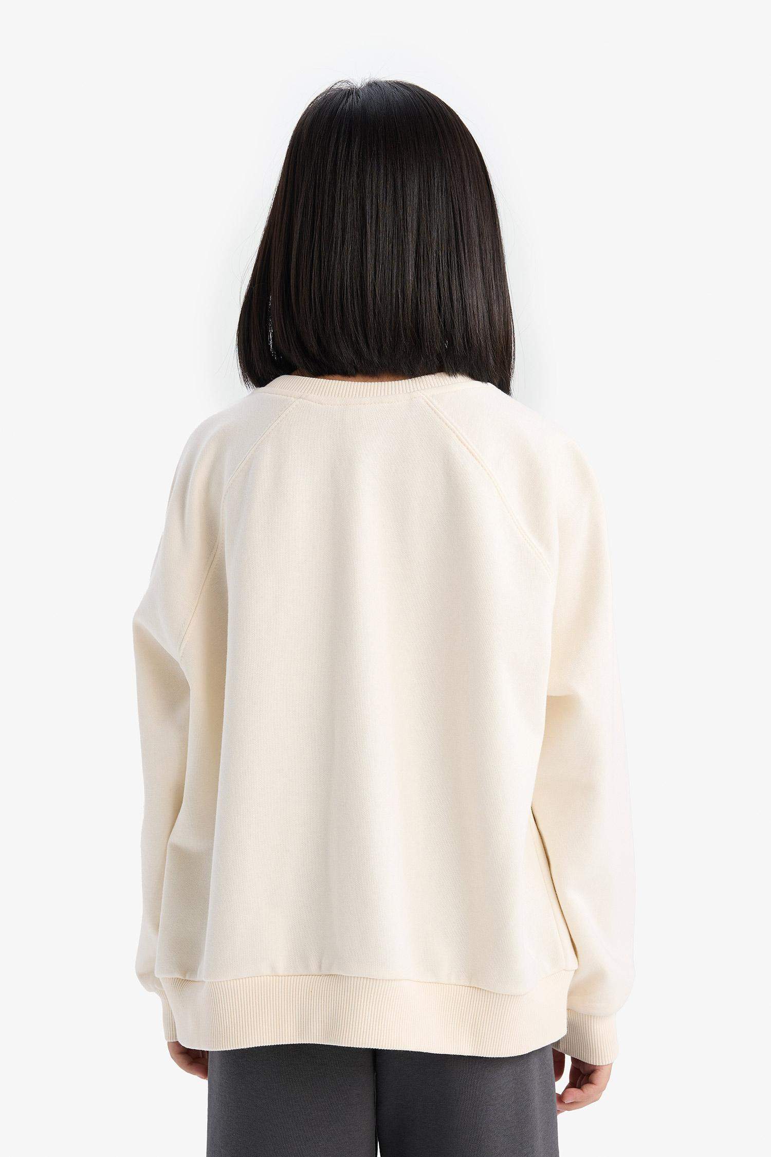 Girl Relax Fit Crew Neck Anime Printed Sweatshirt