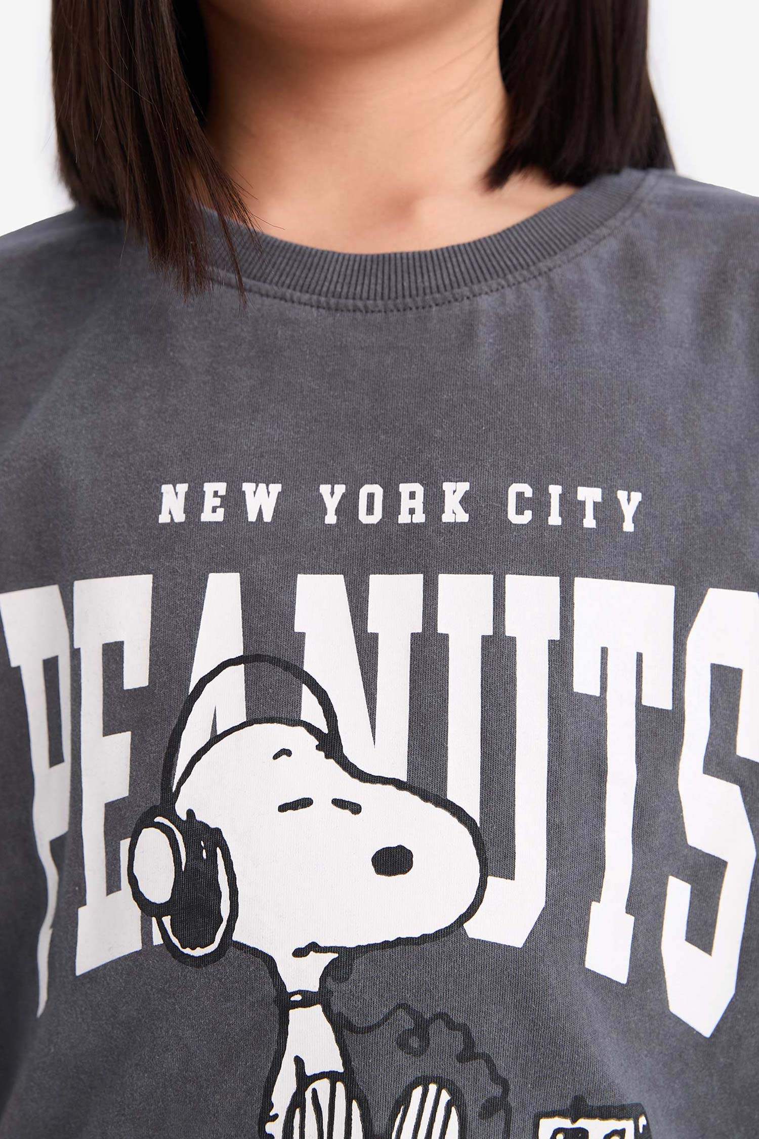 Snoopy Relax Fit Bisiklet Yaka Kısa Kollu Tişört Kız Çocuk